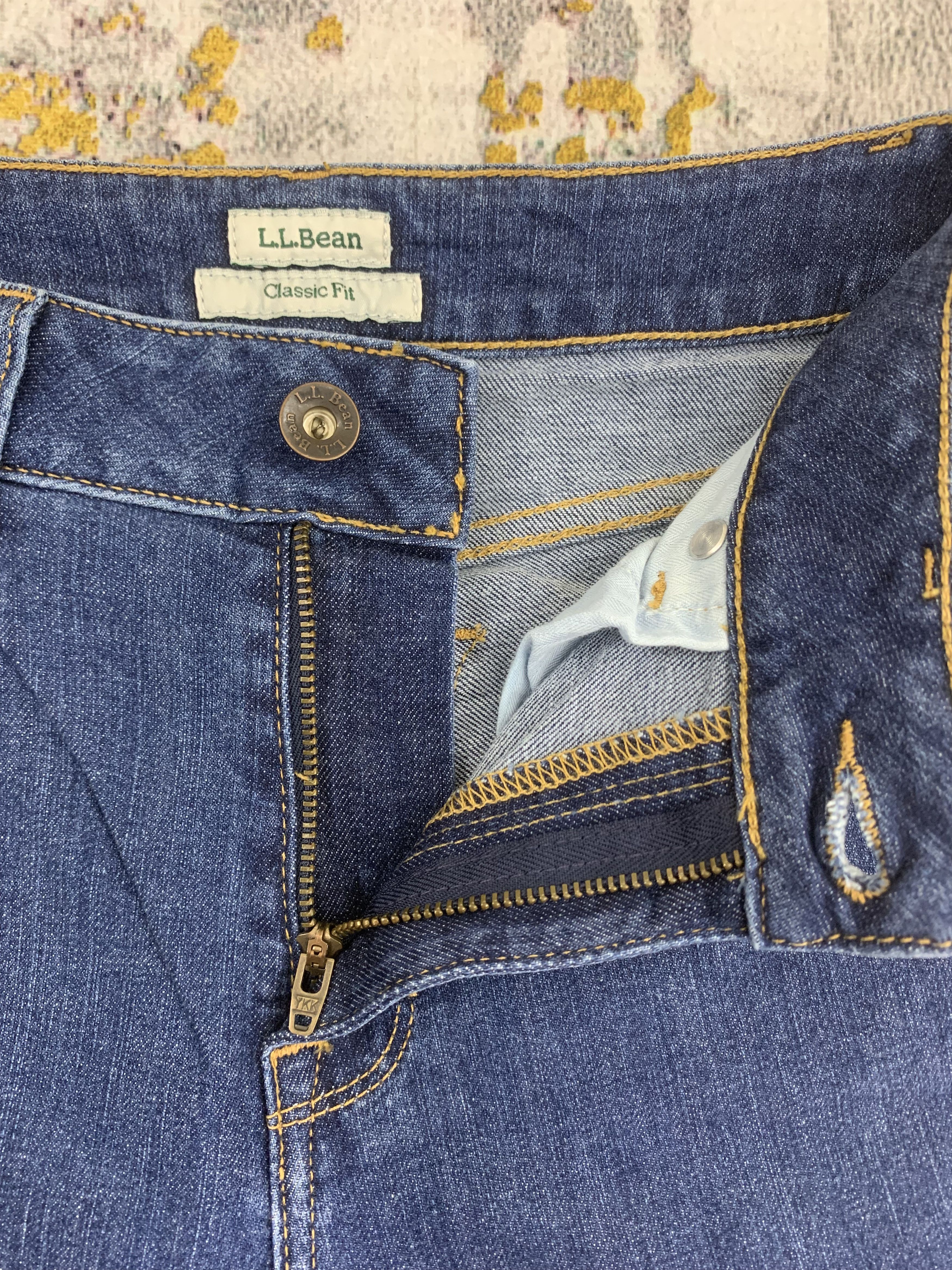 L.L. Bean L.L. Bean Blue Jeans for Women Classic Style Size 26" / US 2 / IT 38 - 3 Thumbnail