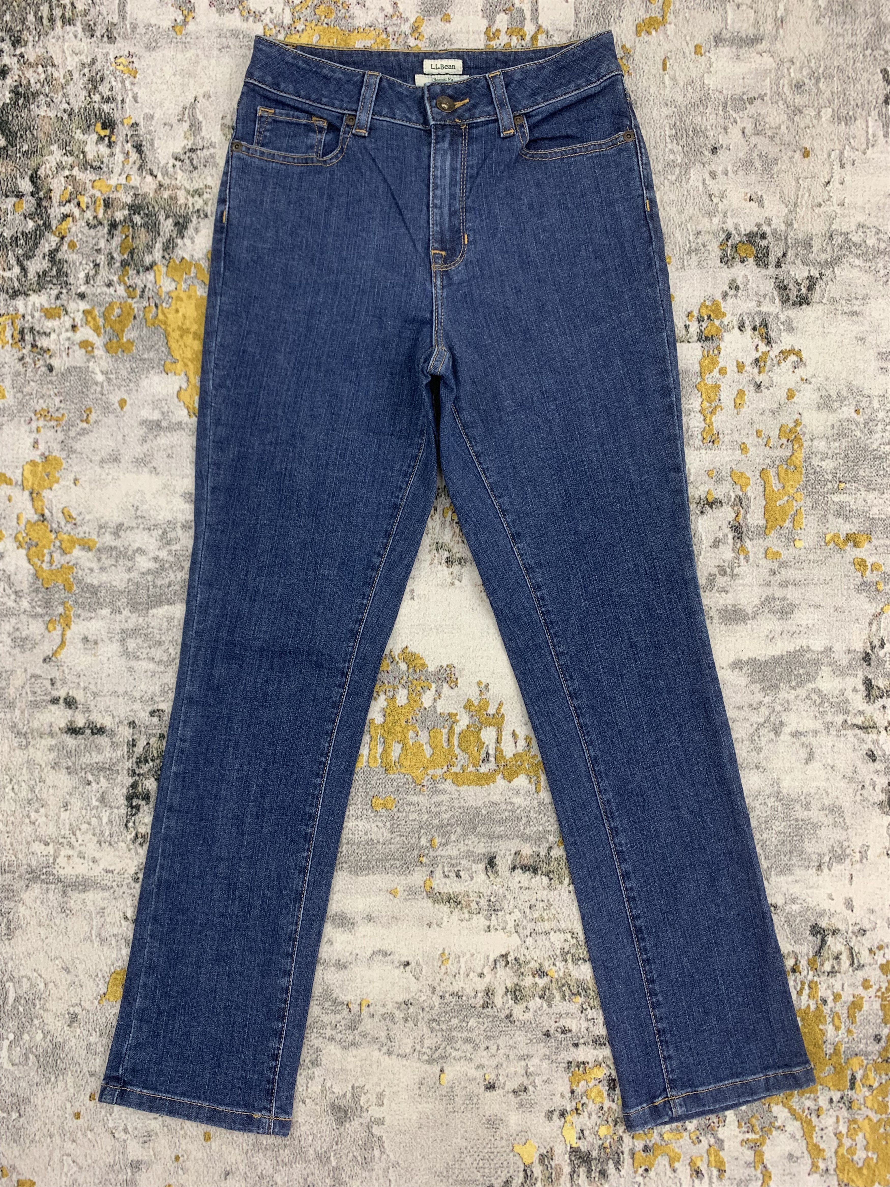 L.L. Bean L.L. Bean Blue Jeans for Women Classic Style Size 26" / US 2 / IT 38 - 1 Thumbnail