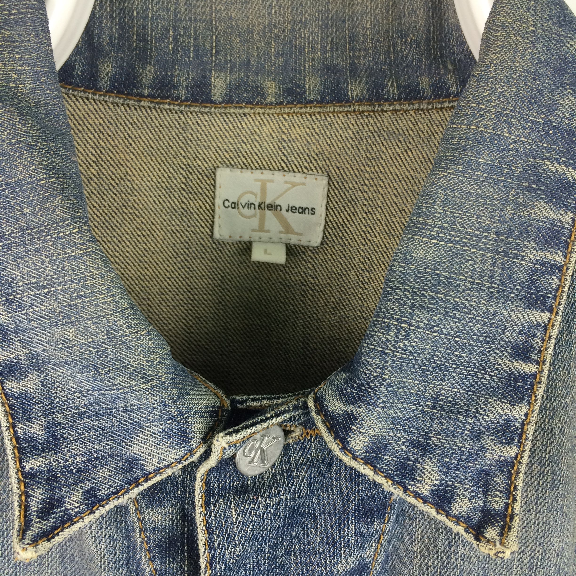 Andy Warhol × Calvin Klein Z62 Calvin Klein CK DISTRESSED Denim Trucker JeanS Jacket Size US L / EU 52-54 / 3 - 3 Thumbnail