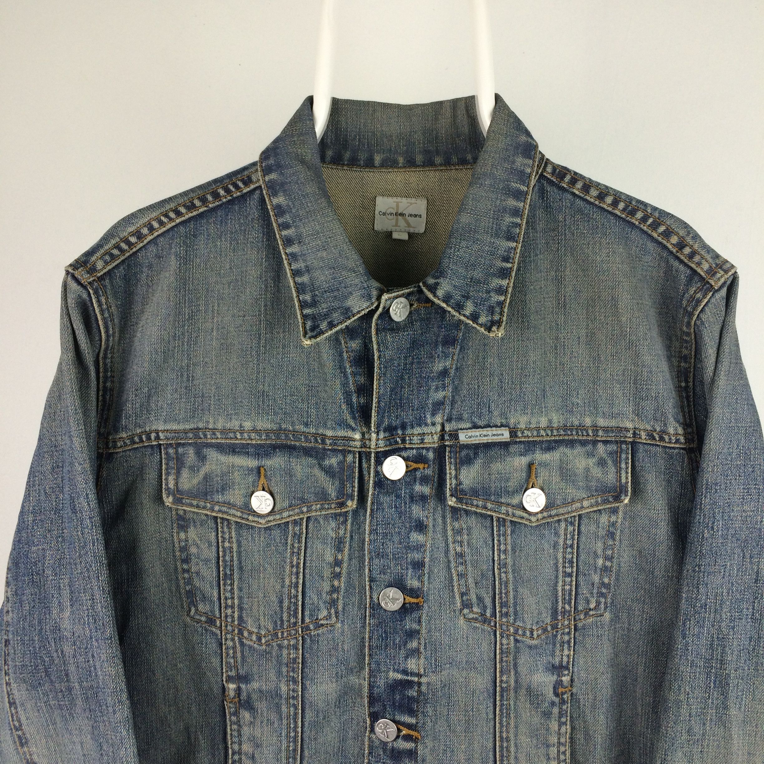 Andy Warhol × Calvin Klein Z62 Calvin Klein CK DISTRESSED Denim Trucker JeanS Jacket Size US L / EU 52-54 / 3 - 2 Thumbnail
