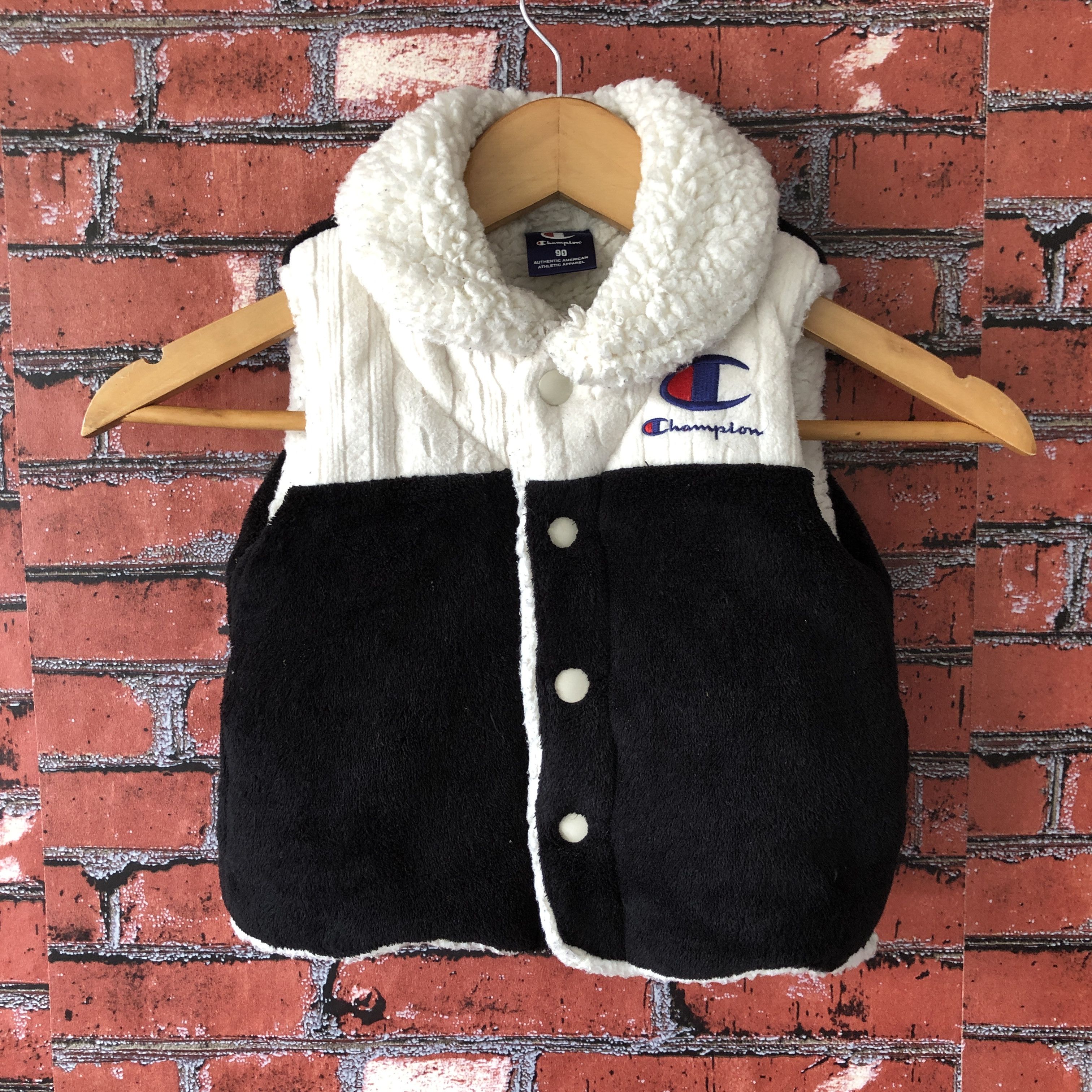 Champion × Vintage Vintage Champion Embroidered Big Logo Fleece Vest Baby 90 Size US XXS / EU 40 - 1 Thumbnail