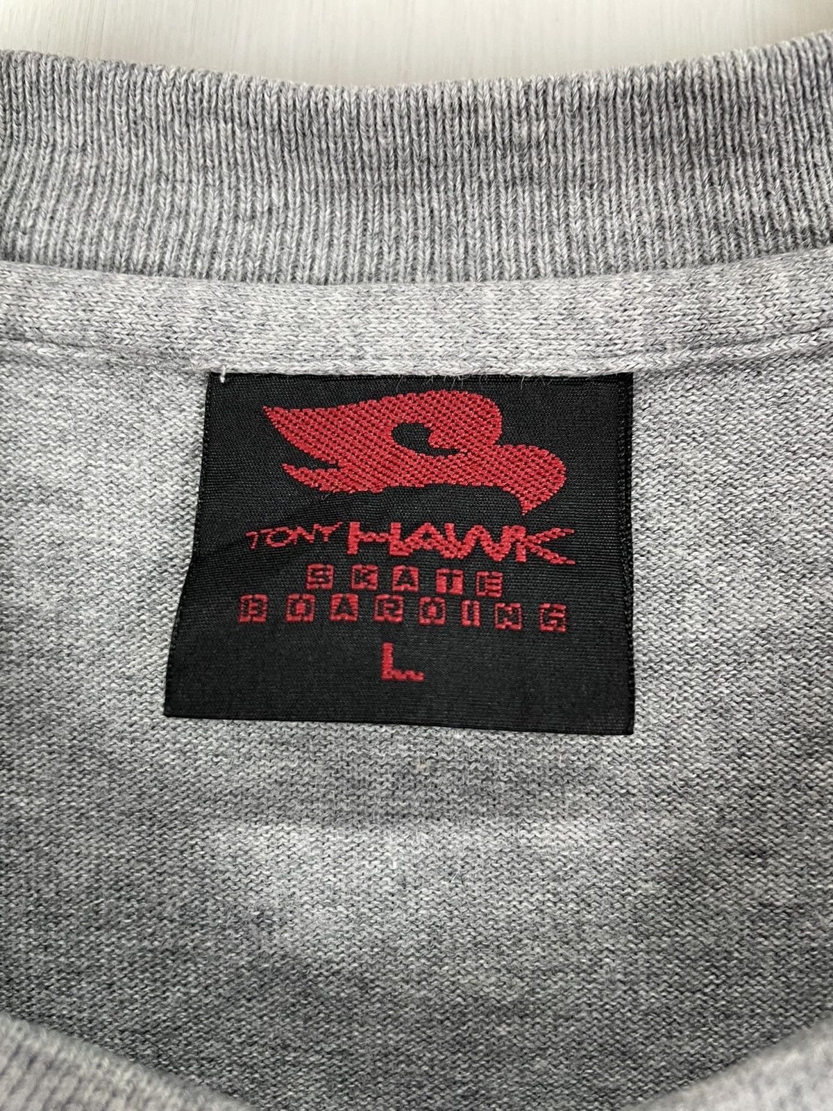 Tony Hawk Vintage Y2K Tony Hawk skateboarding t shirt Size US L / EU 52-54 / 3 - 6 Thumbnail