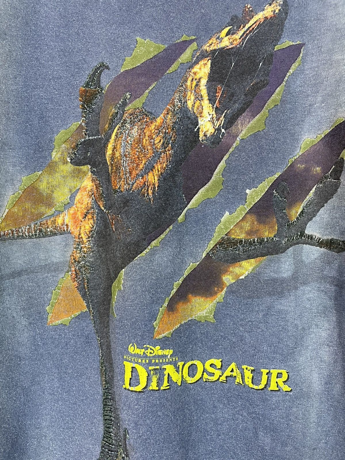 Disney Vintage 90s Dinosaur Walt Disney movie promo tee Size US S / EU 44-46 / 1 - 4 Thumbnail