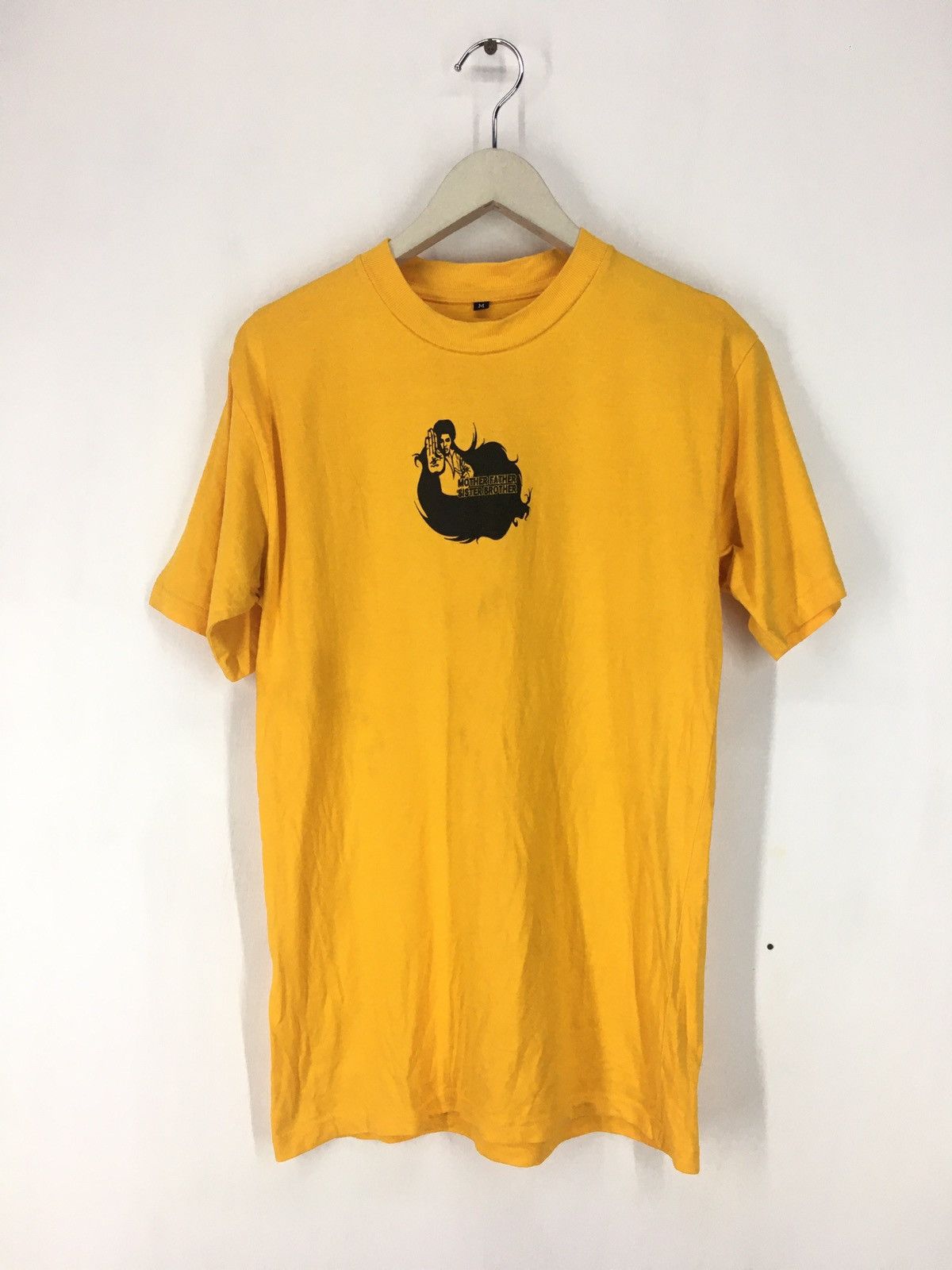 Japanese Brand Vintage Mother Father Sister Brother t shirt Size US S / EU 44-46 / 1 - 1 Thumbnail