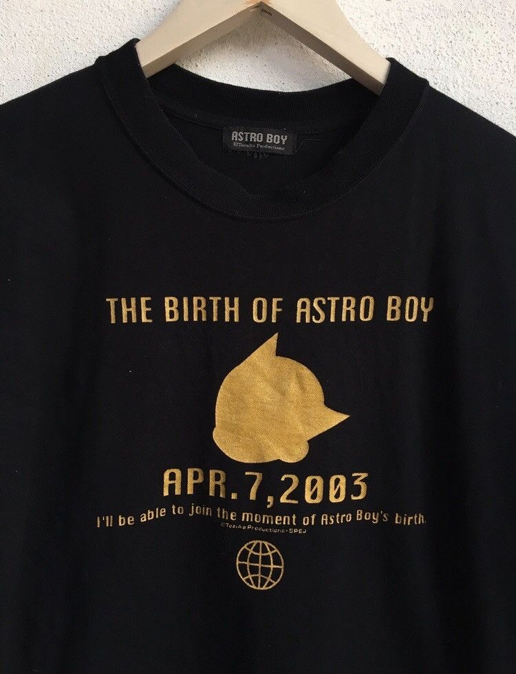 Cartoon Network Vintage Y2K Japan Anime Astro Boy t shirt Size US M / EU 48-50 / 2 - 3 Thumbnail