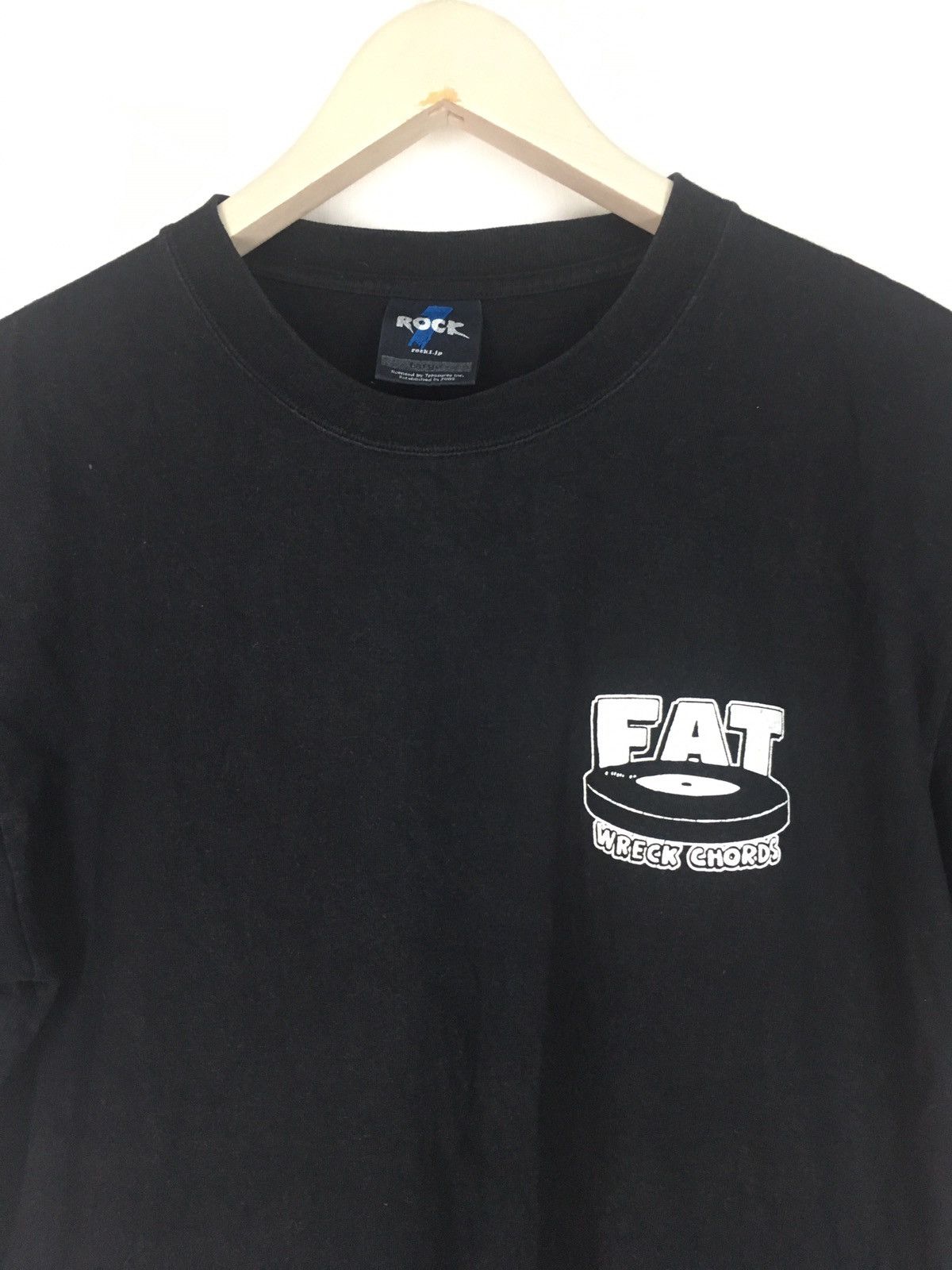 Band Tees Fat Wreck Chords punk rock t shirt Size US L / EU 52-54 / 3 - 3 Thumbnail