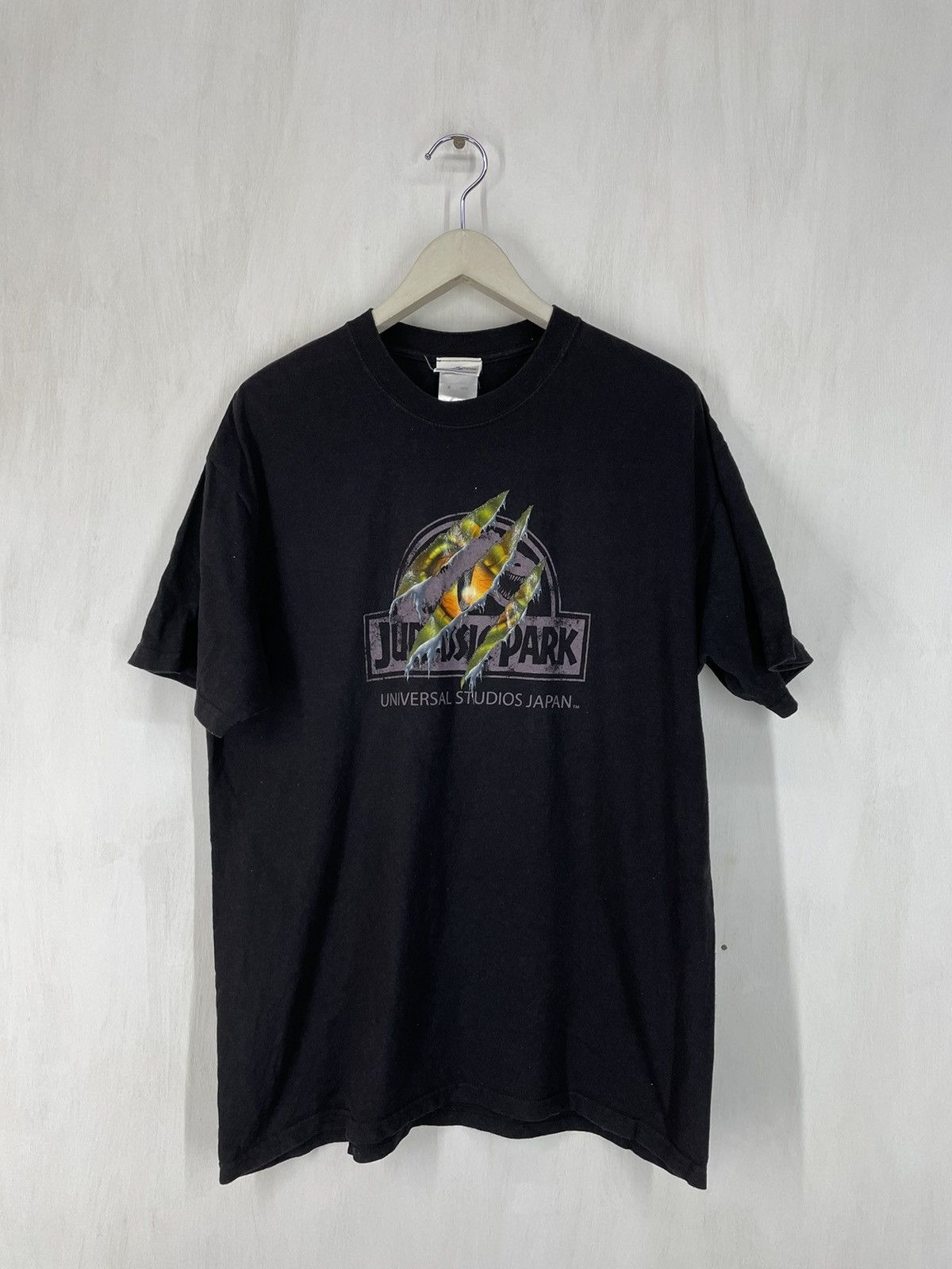 Other Vintage Y2K Jurassic Park universal studios Japan t shirt Size US L / EU 52-54 / 3 - 1 Thumbnail