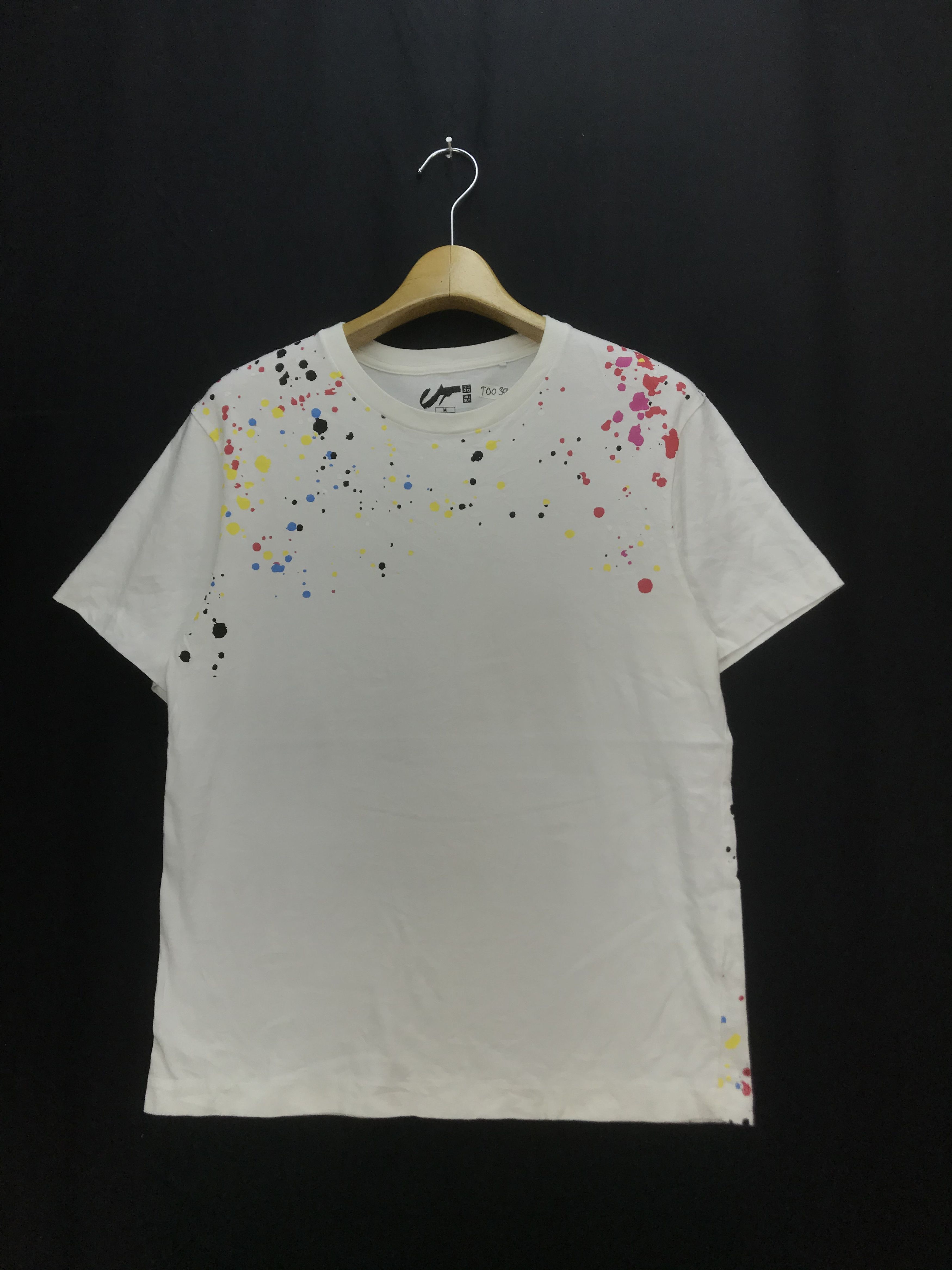 Futura × Uniqlo FUTURA X UNIQLO POLKADOT SPELL OUT POP ART SHIRT Size US M / EU 48-50 / 2 - 2 Thumbnail