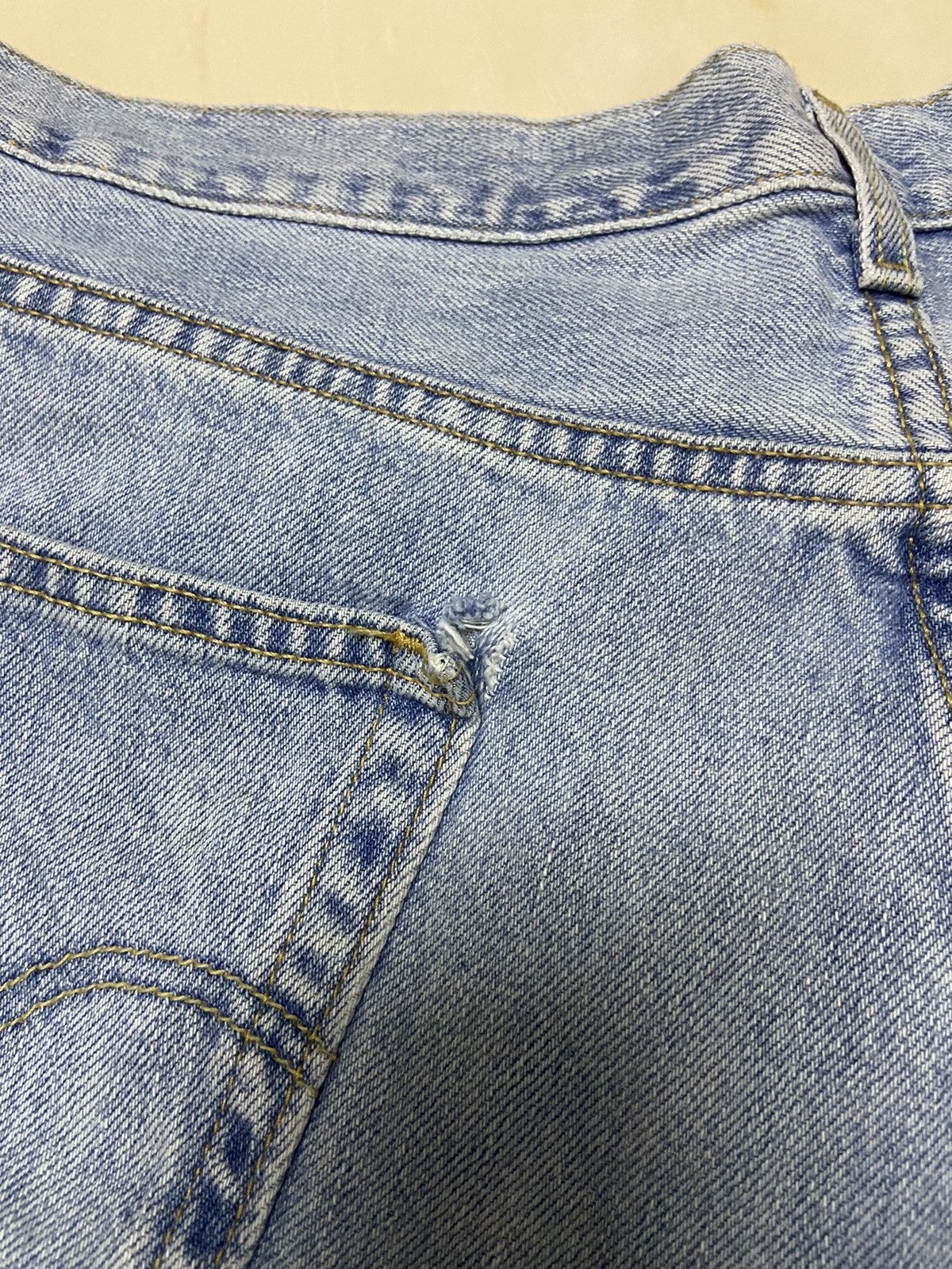 Levi's Vintage 550 Levis Jeans Denim White Blue W36 Size US 36 / EU 52 - 10 Thumbnail