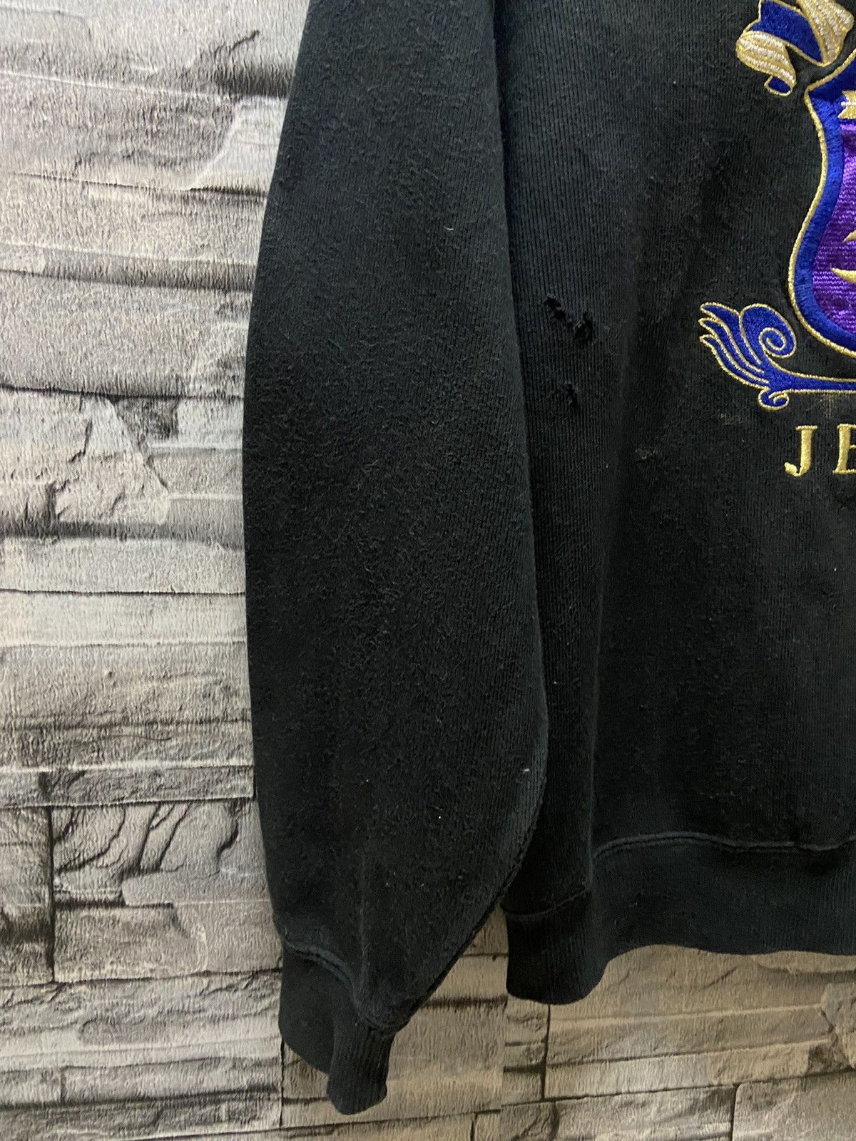 Trussardi Vintage Trussardi Jeans sweatshirt logo embroidered 42 fit L Size US L / EU 52-54 / 3 - 4 Thumbnail