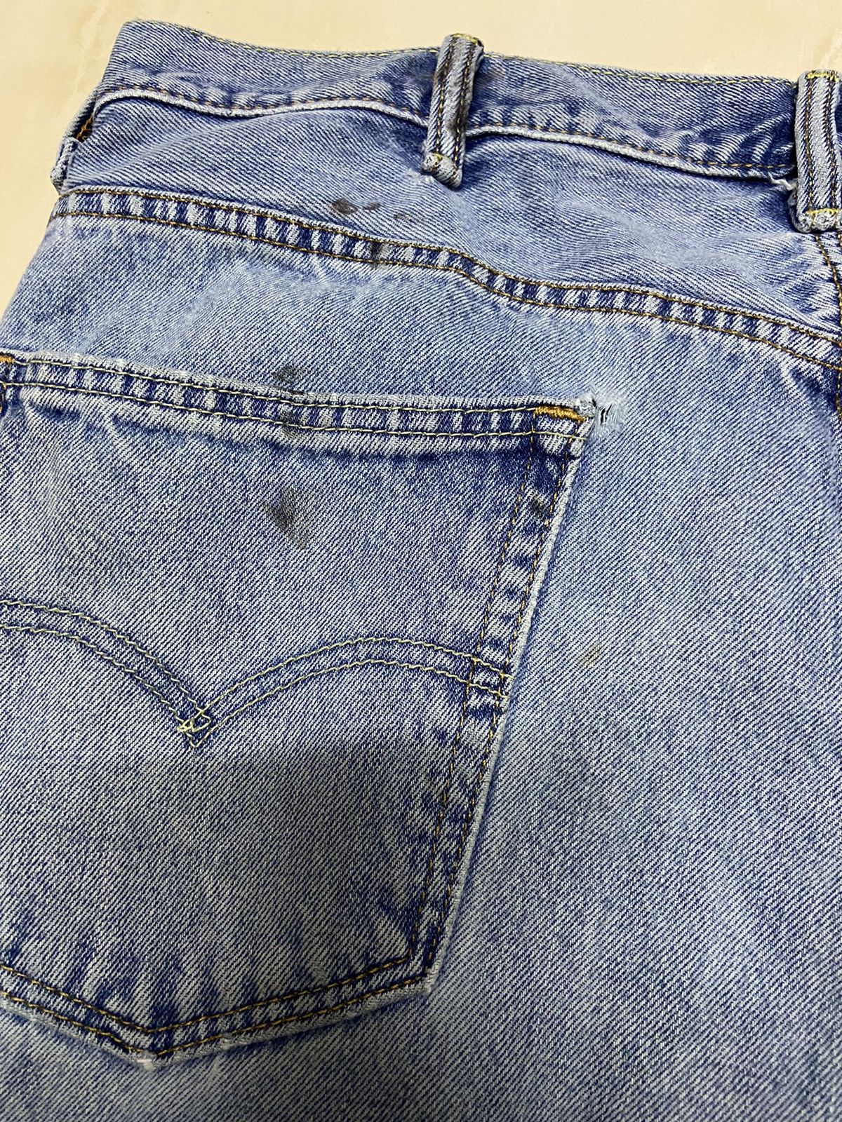Levi's Vintage 550 Levis Jeans Denim W38 tapered leg light blue Size US 38 / EU 54 - 9 Thumbnail