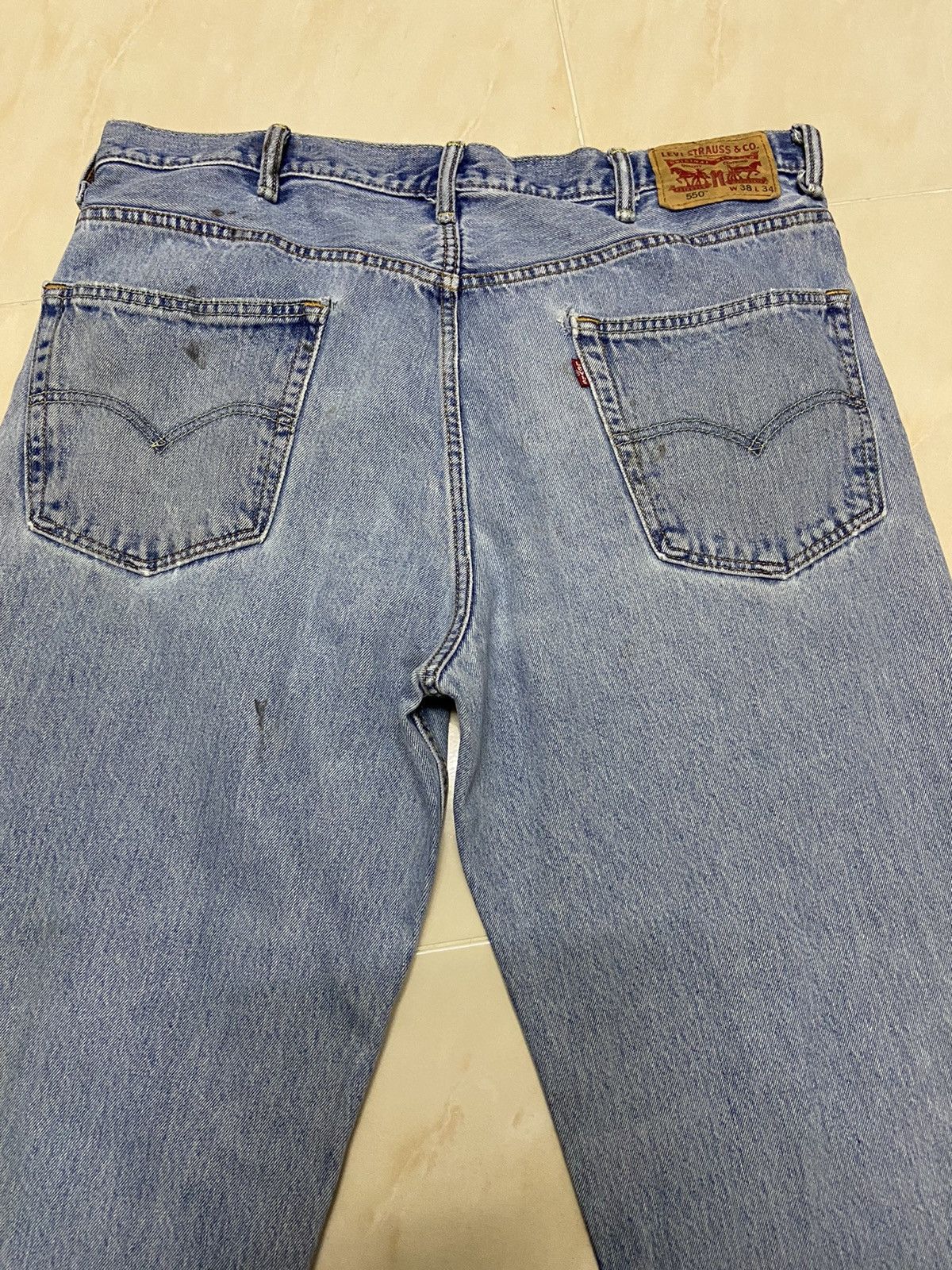 Levi's Vintage 550 Levis Jeans Denim W38 tapered leg light blue Size US 38 / EU 54 - 7 Thumbnail