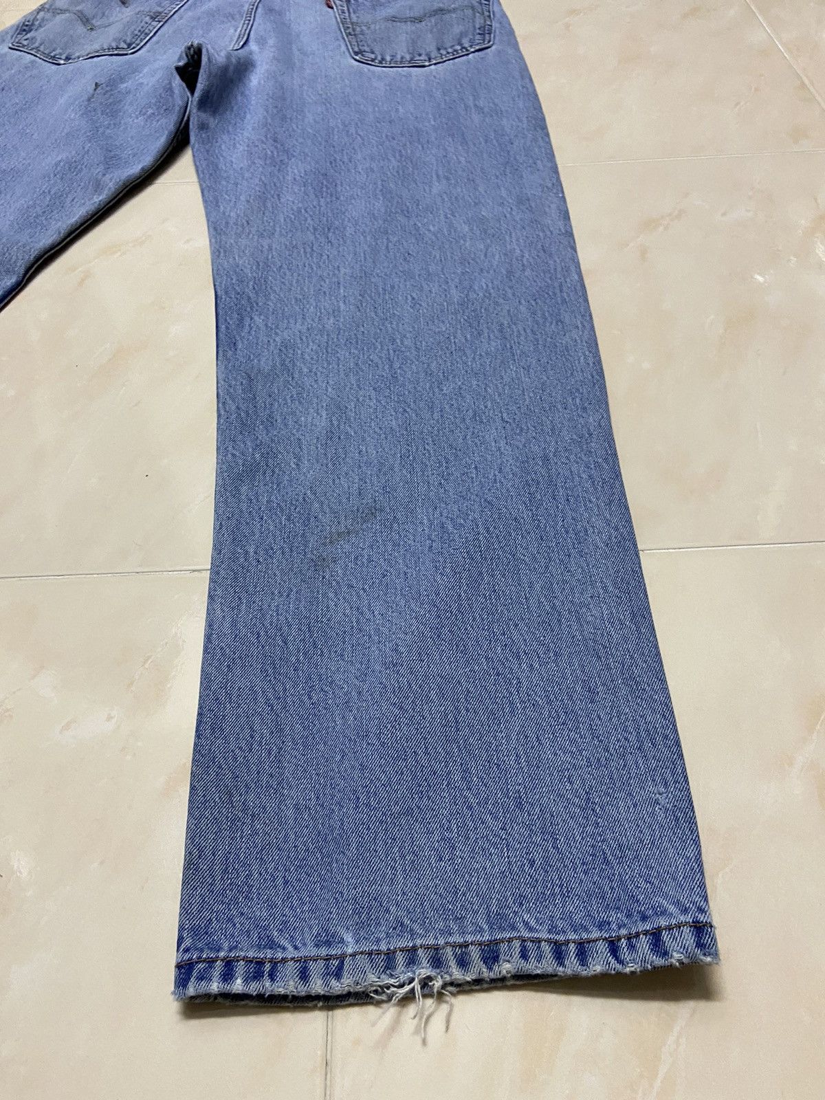 Levi's Vintage 550 Levis Jeans Denim W38 tapered leg light blue Size US 38 / EU 54 - 12 Thumbnail