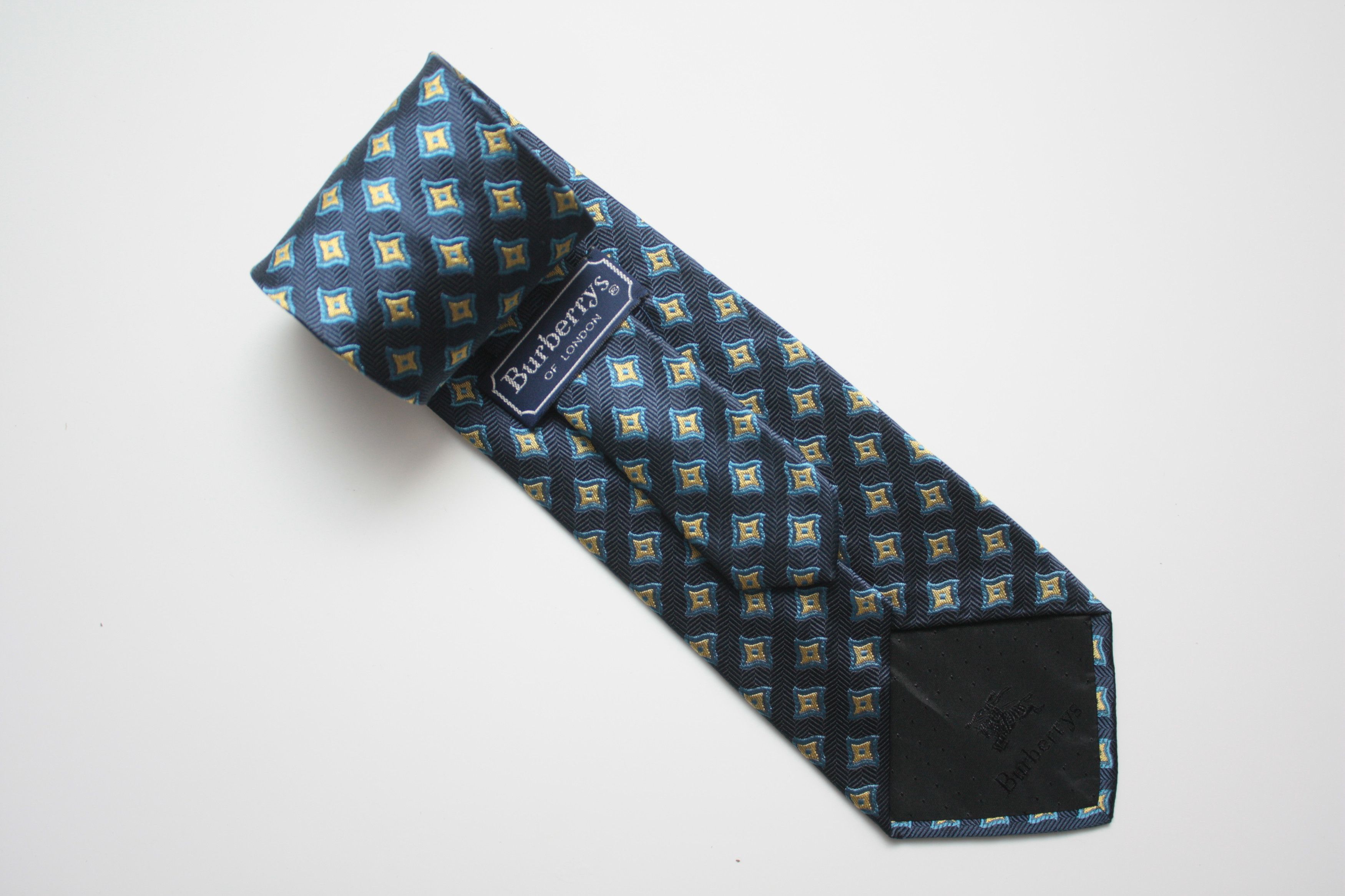 Burberry Burberry's Vintage Silk Tie Made In Italy Size ONE SIZE - 1 Thumbnail