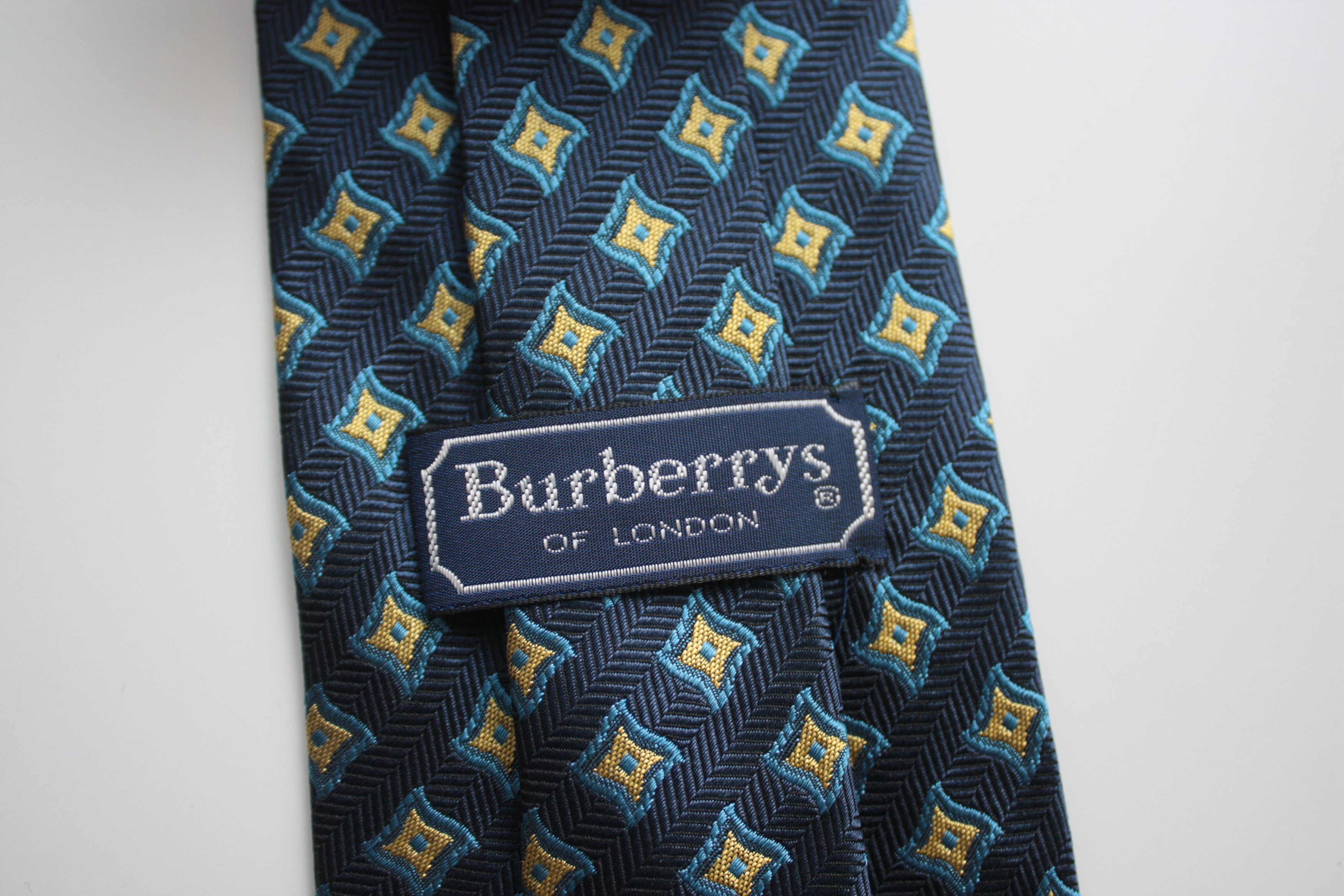 Burberry Burberry's Vintage Silk Tie Made In Italy Size ONE SIZE - 3 Thumbnail
