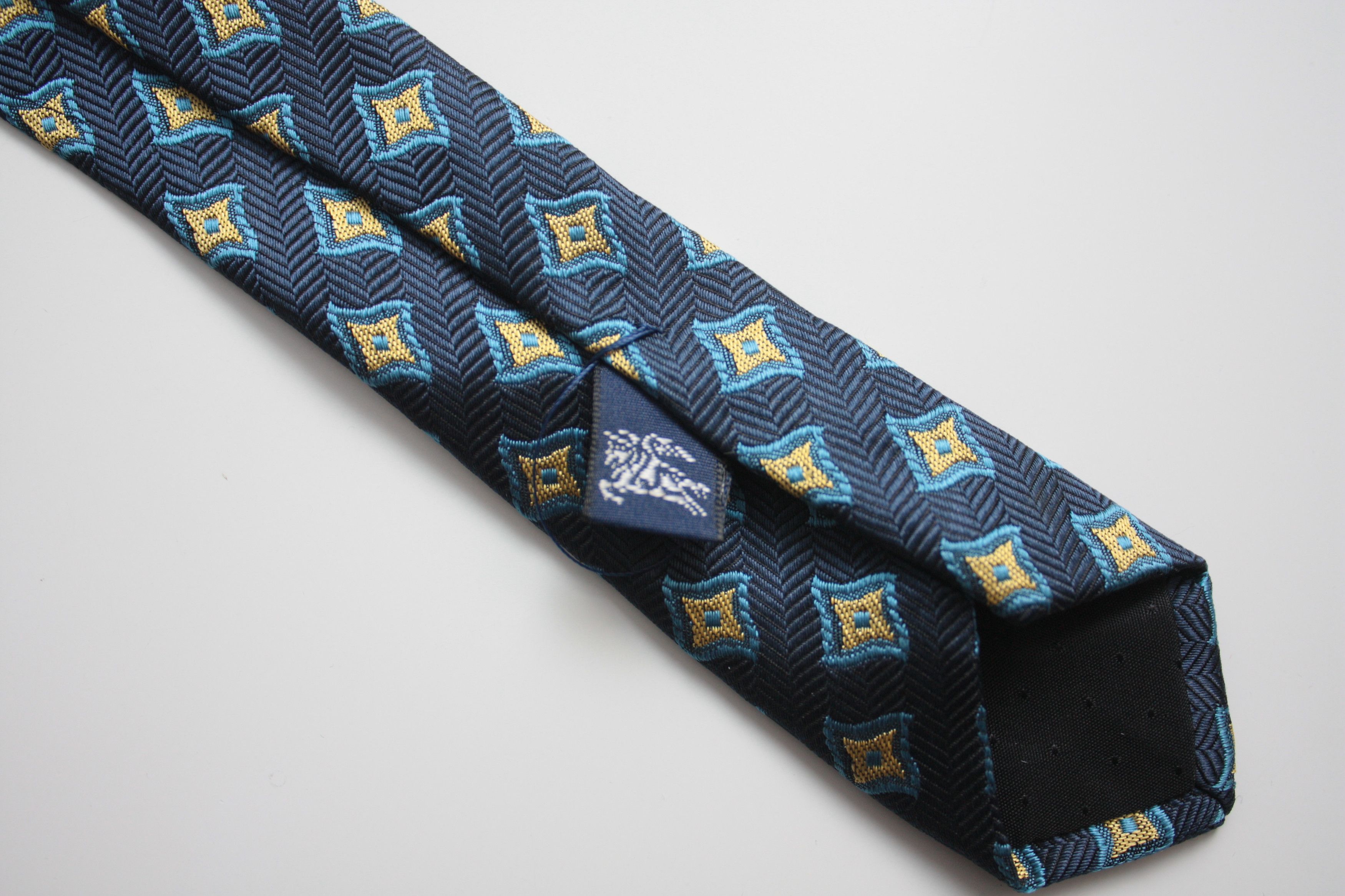 Burberry Burberry's Vintage Silk Tie Made In Italy Size ONE SIZE - 5 Thumbnail