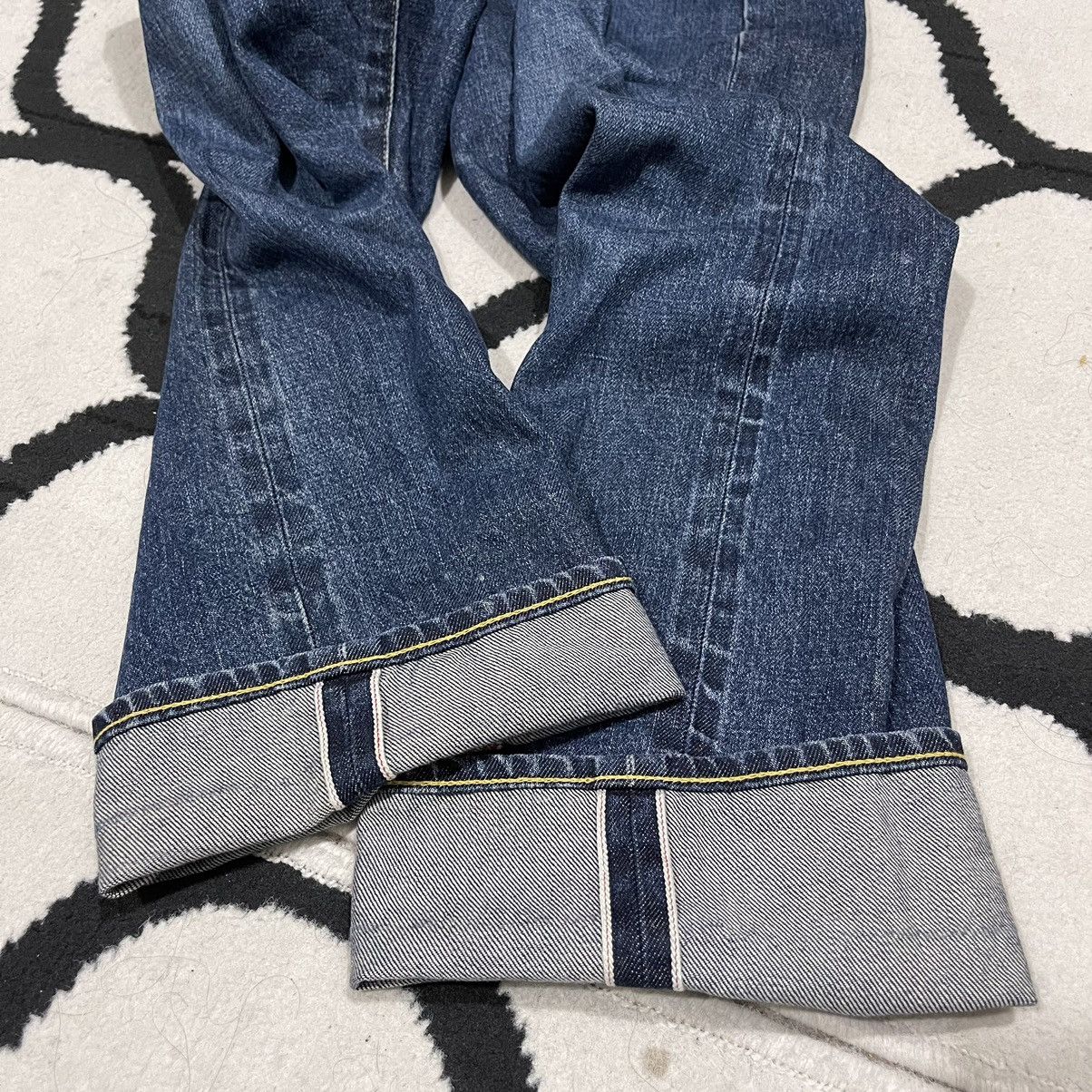 CINOH High Waist Denim Two Front Buttons Point