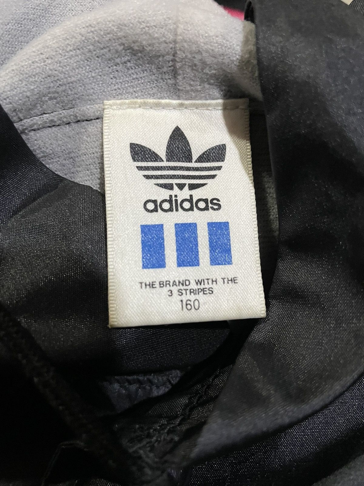 Adidas Vintage Adidas Windbreaker spellout Size US XL / EU 56 / 4 - 19 Thumbnail