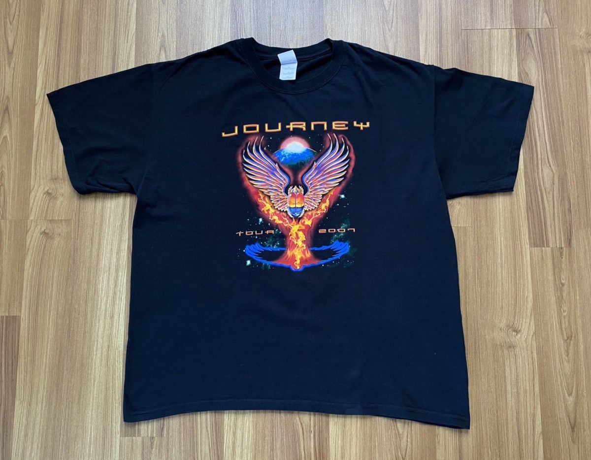 Band Tees Y2K Journey Tour 2007 T Shirt Band Tee Pink Floyd Genesis Size US XL / EU 56 / 4 - 1 Thumbnail