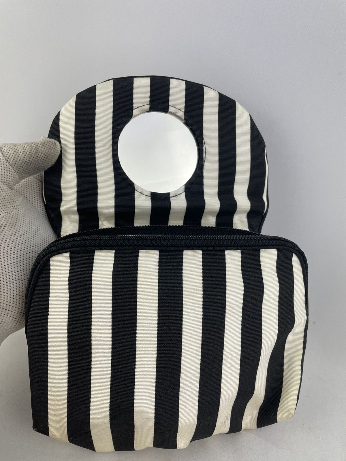Dior ❌Last Drop❌ Christian Dior cosmetic bag usa Size ONE SIZE - 14 Thumbnail