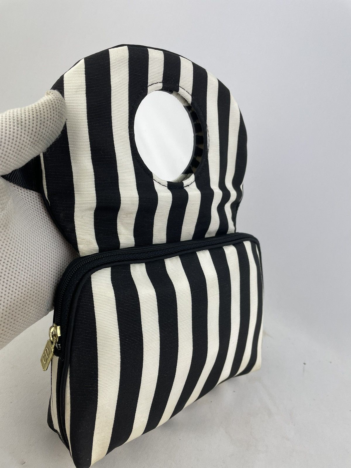 Dior ❌Last Drop❌ Christian Dior cosmetic bag usa Size ONE SIZE - 13 Thumbnail