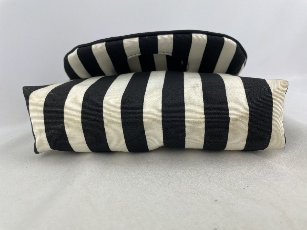 Dior ❌Last Drop❌ Christian Dior cosmetic bag usa Size ONE SIZE - 8 Thumbnail