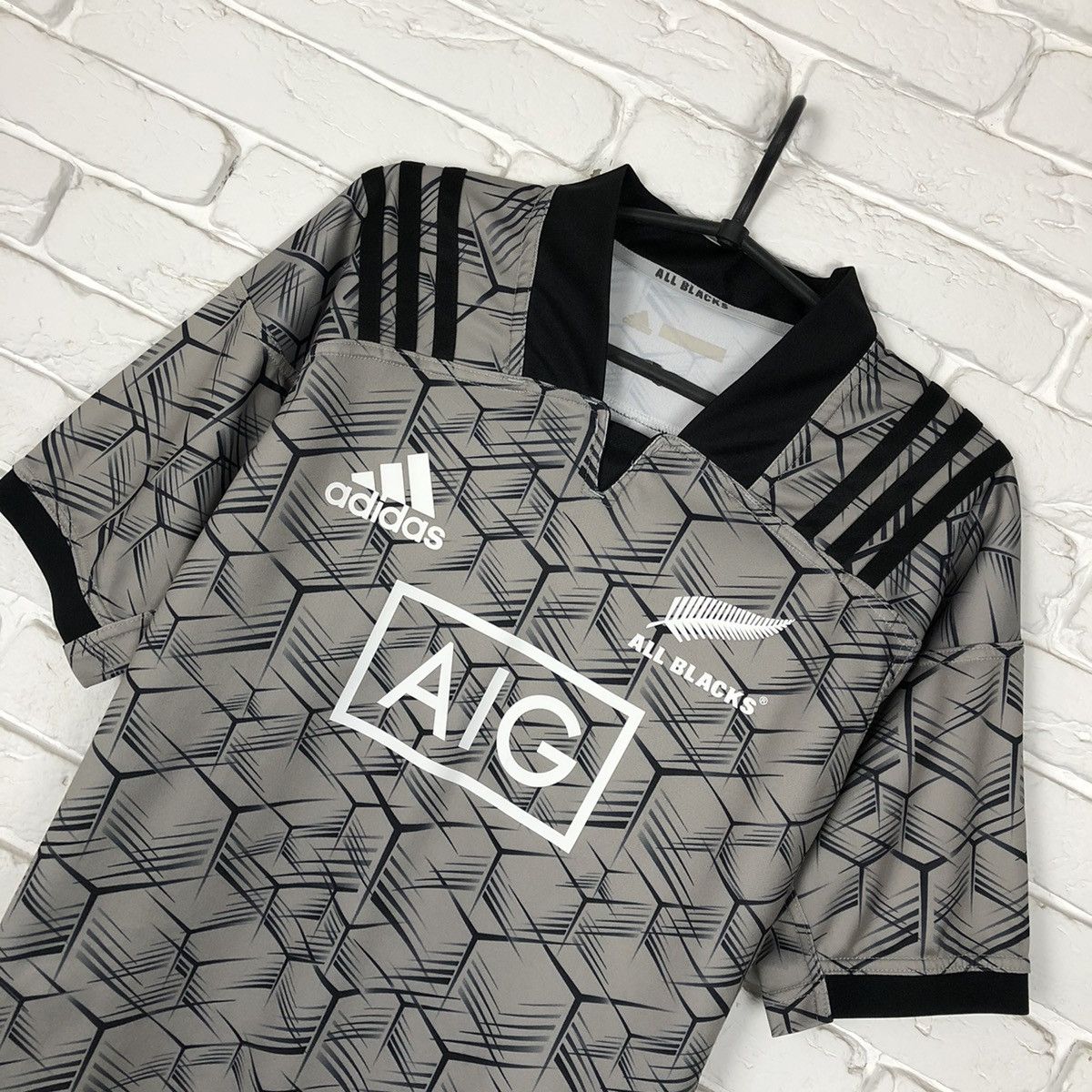 Adidas × All Blacks New Zealand All Blacks rugby jersey Size US L / EU 52-54 / 3 - 2 Thumbnail