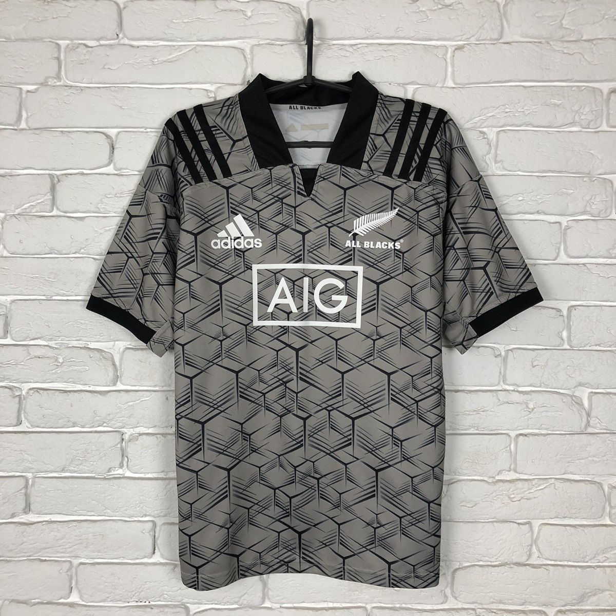 Adidas × All Blacks New Zealand All Blacks rugby jersey Size US L / EU 52-54 / 3 - 1 Thumbnail