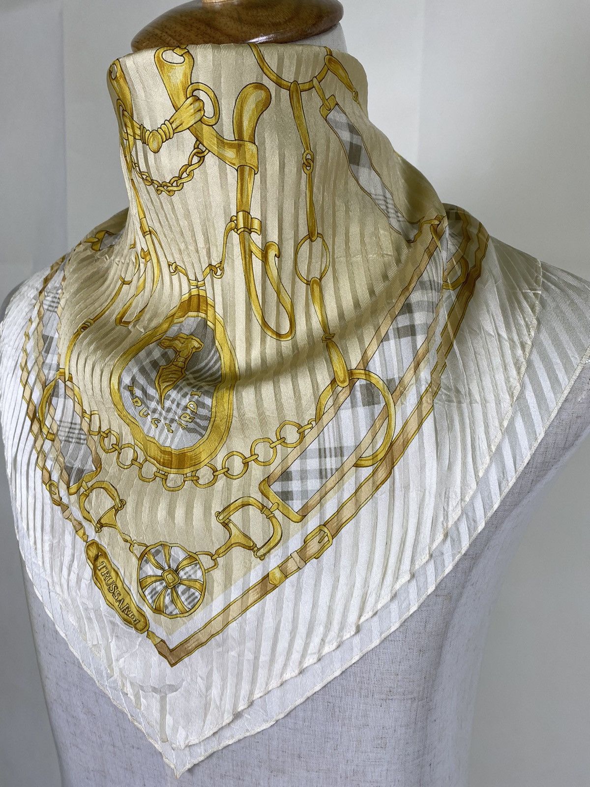 Trussardi TRUSSARDI HANDKERCHIEF BANDANA SCARF Size ONE SIZE - 3 Thumbnail