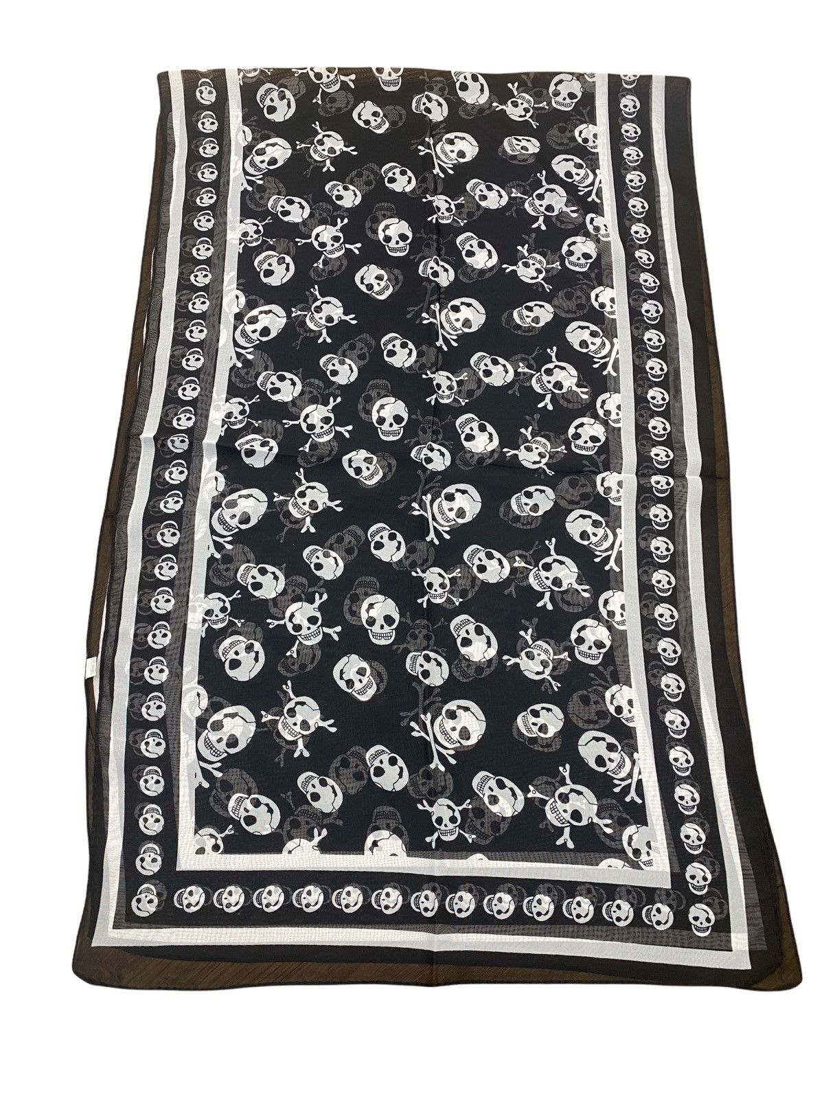 Japanese Brand Skull Scarf Inspired By Alexander Mcqueen Size ONE SIZE - 2 Thumbnail