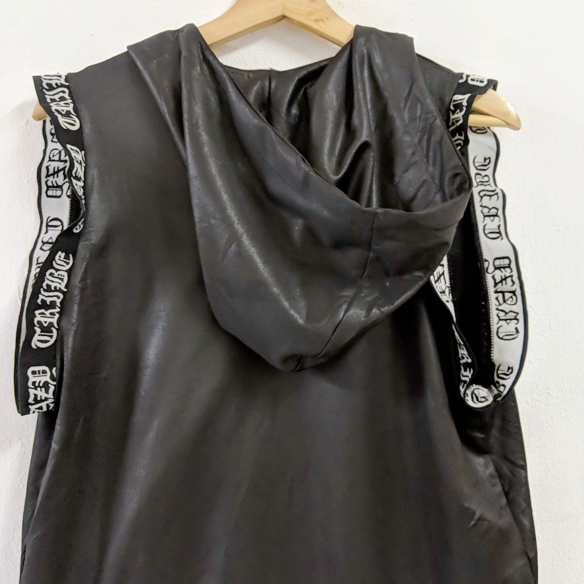 Japanese Brand × Vintage Vintage Crazy Tribe Zipper Ups Hooded Vest Size US S / EU 44-46 / 1 - 3 Thumbnail