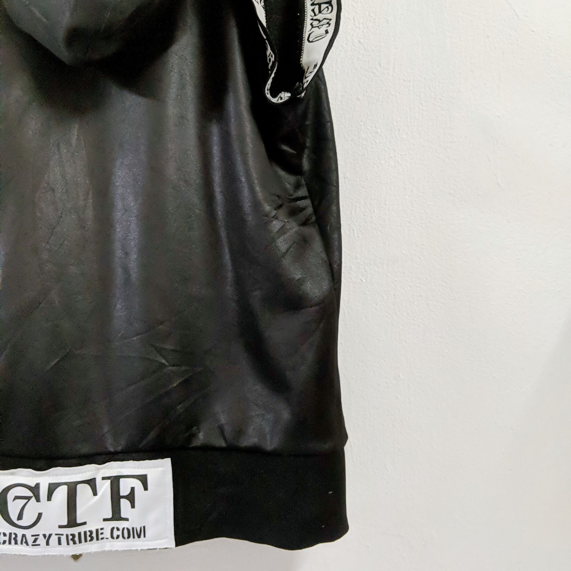 Japanese Brand × Vintage Vintage Crazy Tribe Zipper Ups Hooded Vest Size US S / EU 44-46 / 1 - 4 Thumbnail