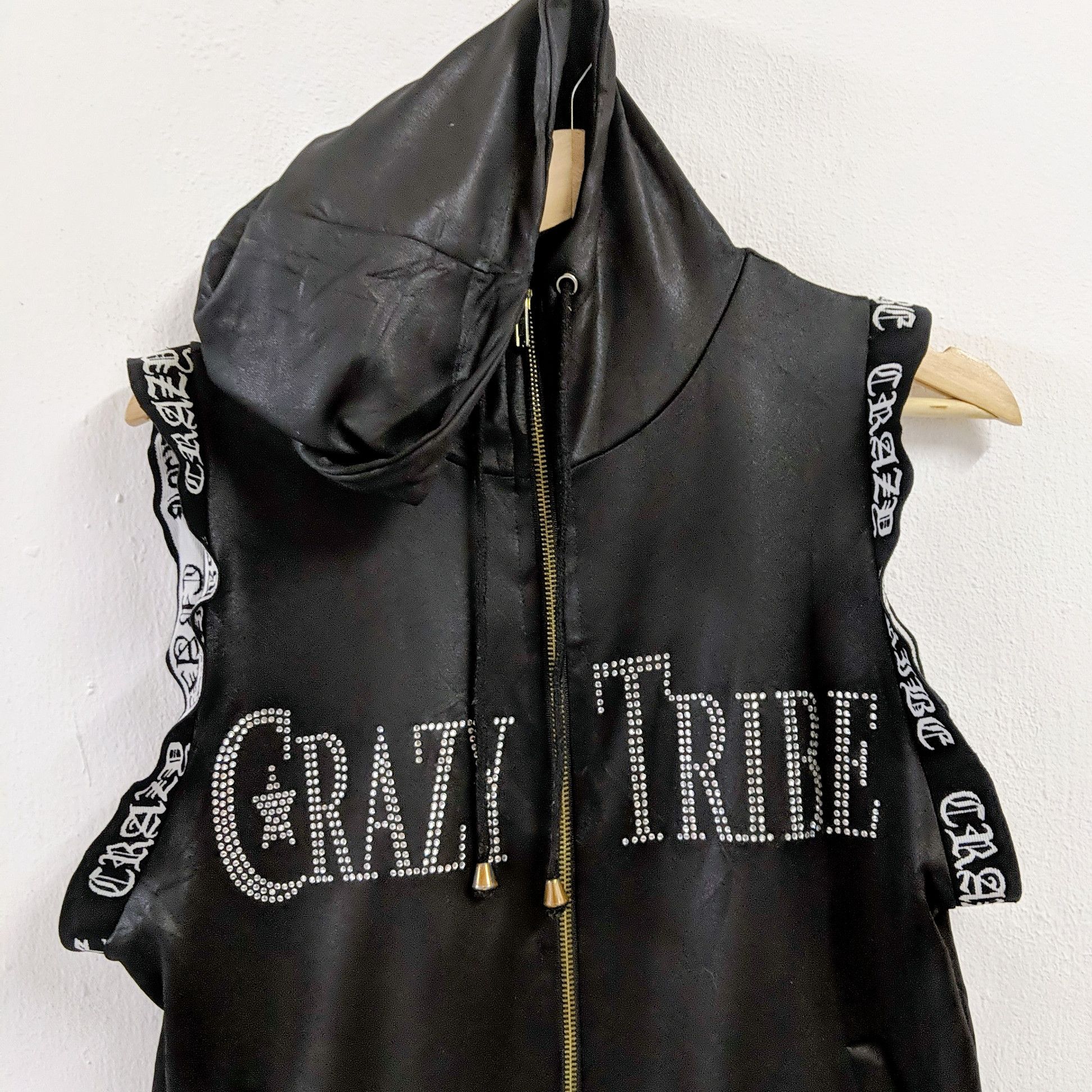 Japanese Brand × Vintage Vintage Crazy Tribe Zipper Ups Hooded Vest Size US S / EU 44-46 / 1 - 10 Thumbnail