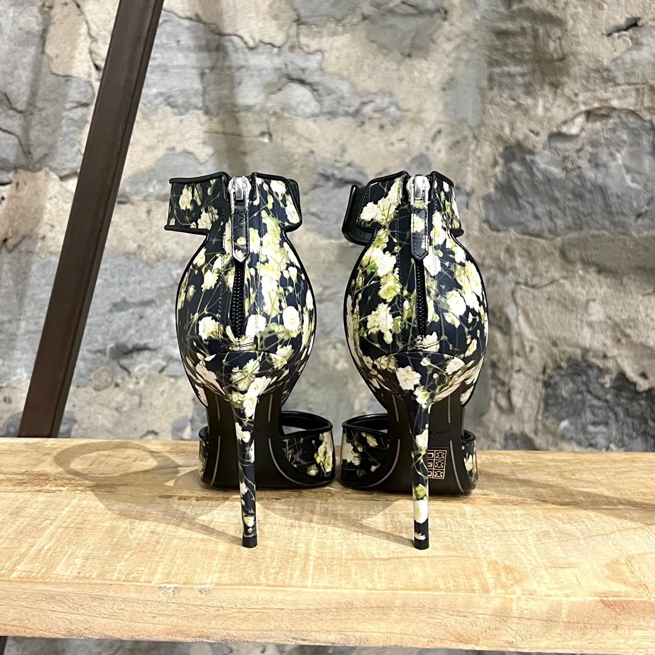 Givenchy Givenchy Floral Baby's Breath Print Heeled Sandals Size US 5 / IT 35 - 3 Thumbnail