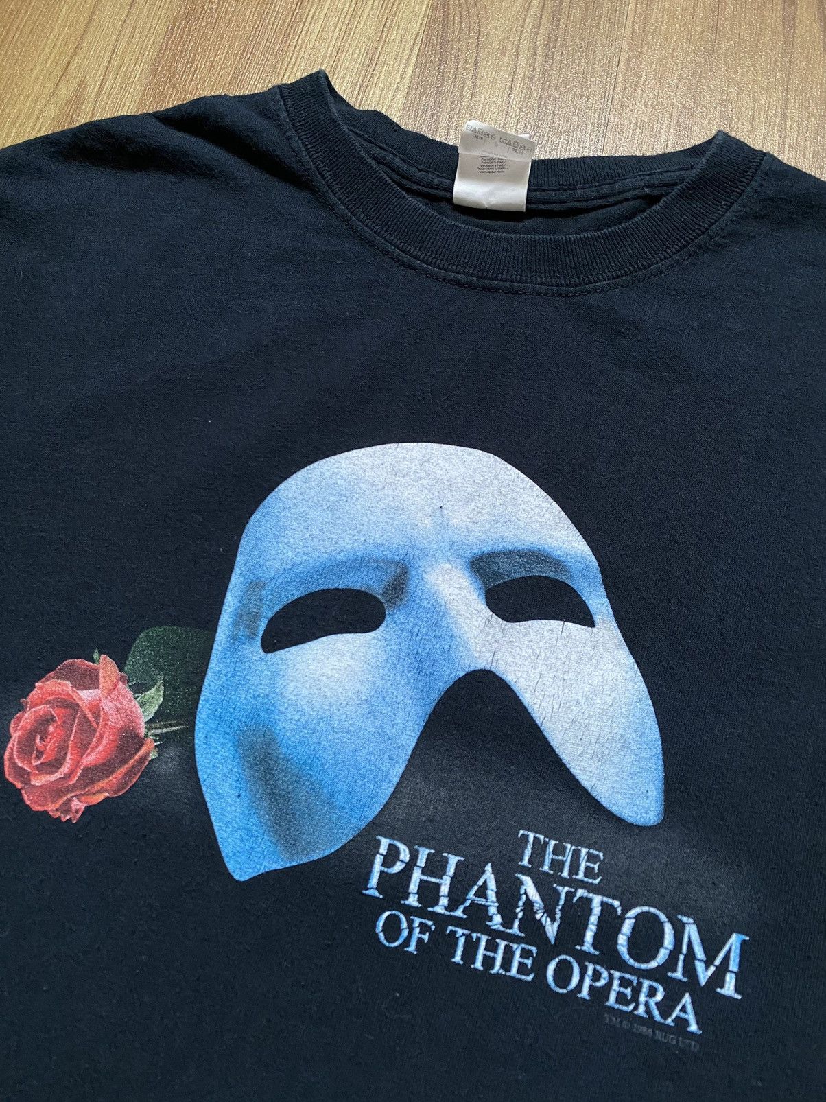Vintage Vintage Y2K Phantom Of The Opera T Shirt Tee Kanye West Size US S / EU 44-46 / 1 - 2 Thumbnail
