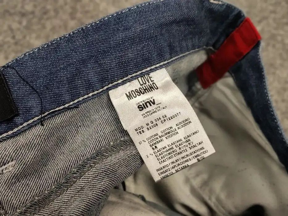 Moschino Love Moschino Italy Designer Japan Logo Faded Denim Jeans Size US 34 / EU 50 - 10 Thumbnail