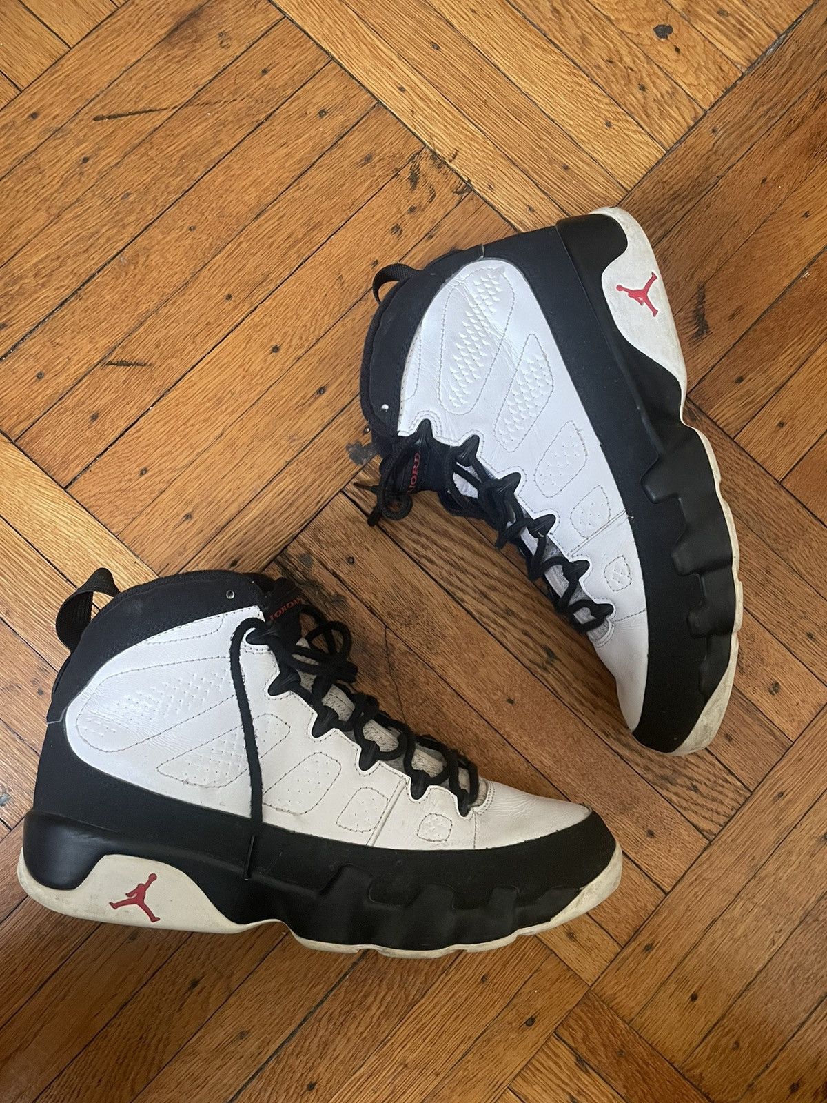 Jordan 9 Retro OG ‘Space Jam’ 2016