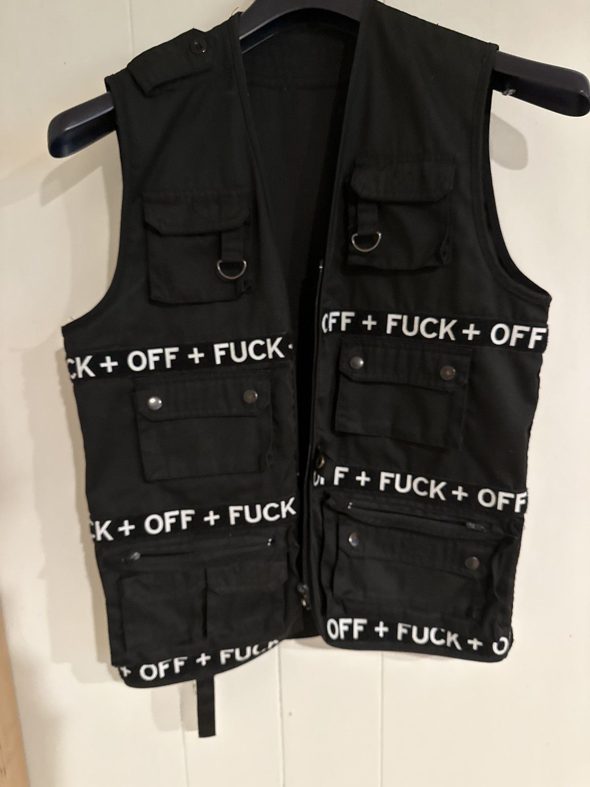 FUC Off Bodywarmer 販売 Black Fackupclothes