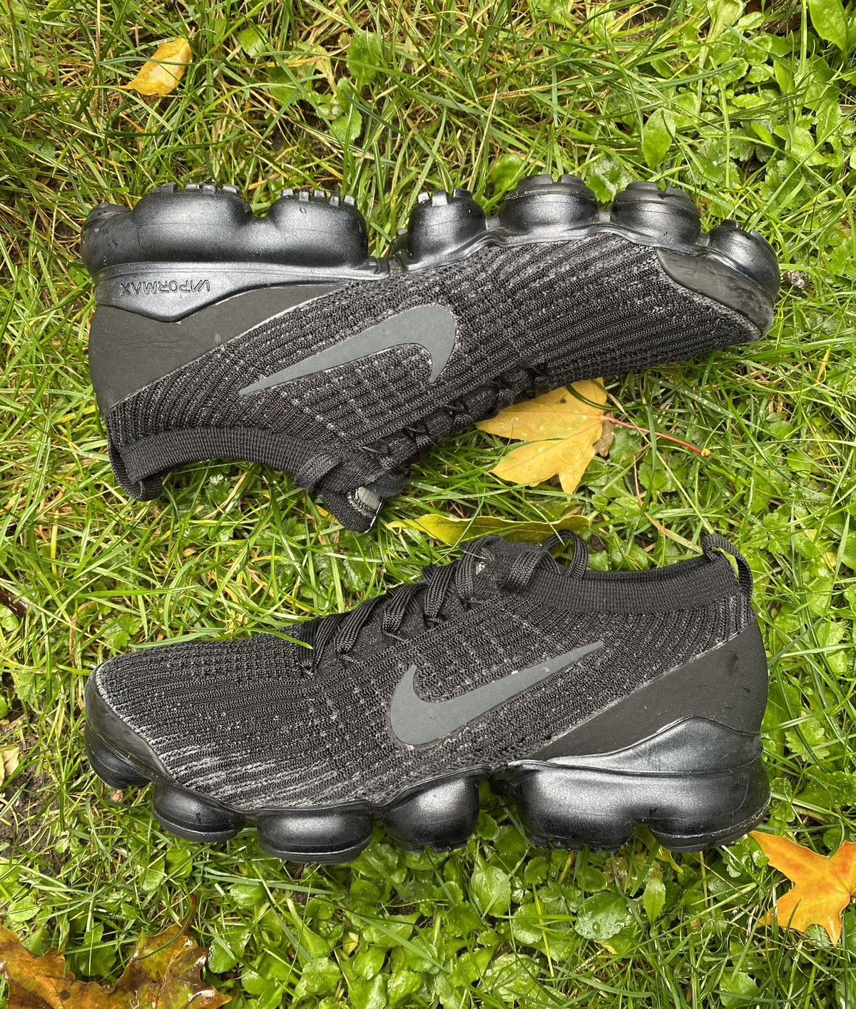womens vapormax flyknit 3 triple black