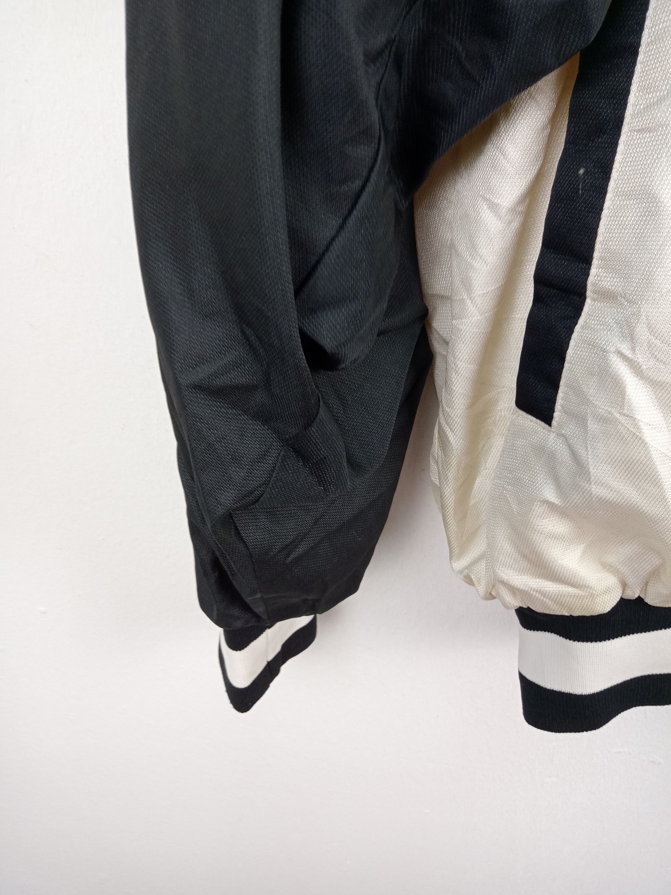 Japanese Brand Hanshin Tigers Jacket Size US L / EU 52-54 / 3 - 4 Thumbnail