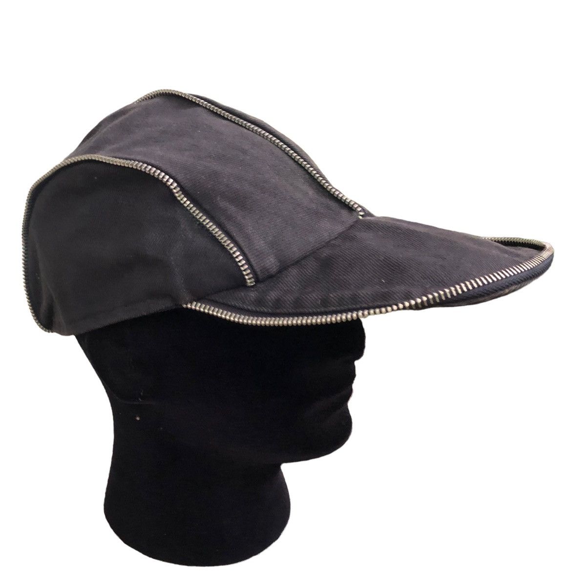 Japanese Brand Japanese Brand Rare Design Zipper Chain Hat Size ONE SIZE - 2 Thumbnail
