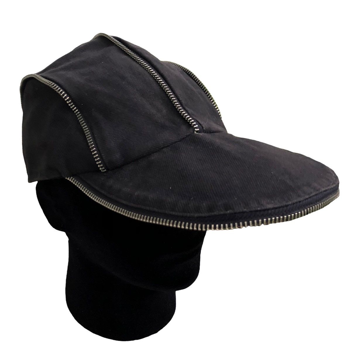 Japanese Brand Japanese Brand Rare Design Zipper Chain Hat Size ONE SIZE - 3 Thumbnail