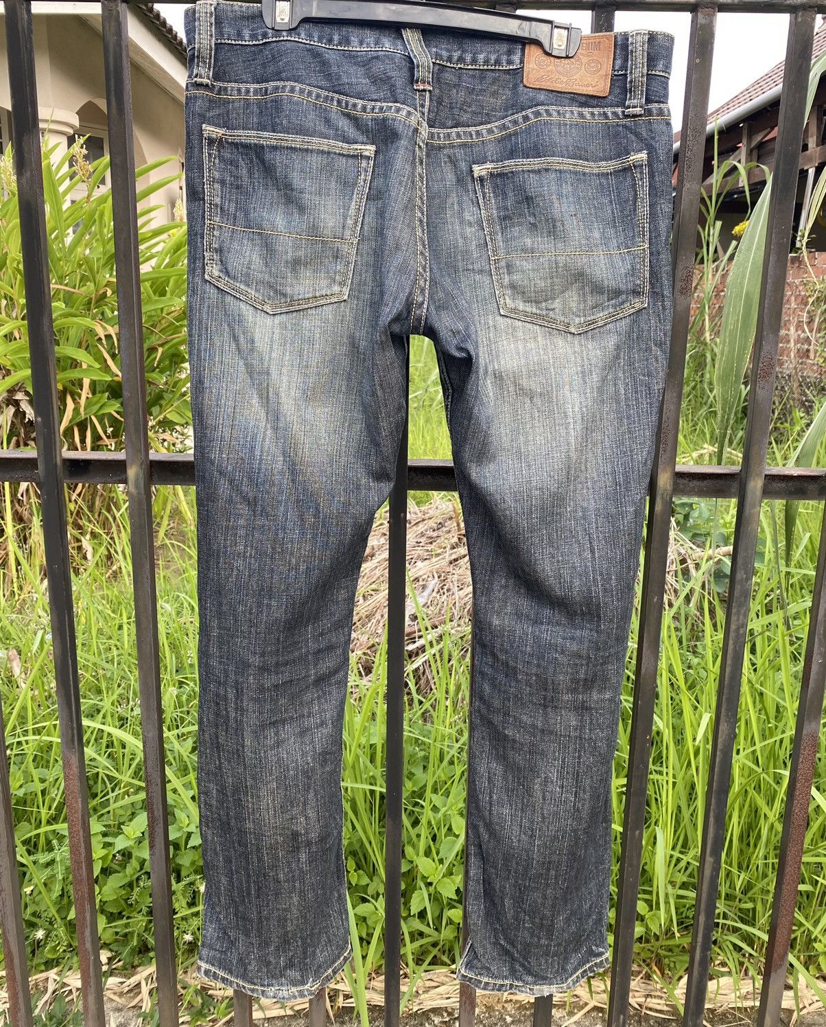 Eddie Bauer OFFER 🔥 Vintage Eddie Bauer Distressed Black Denim Jeans Size US 35 - 7 Thumbnail