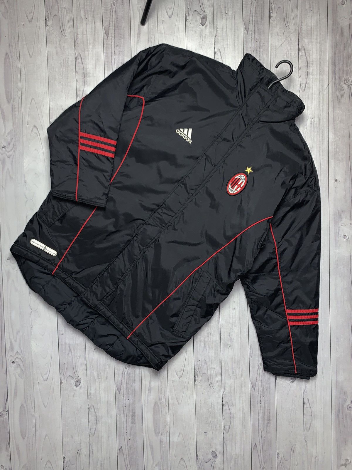 Adidas × Vintage Vintage Adidas A C Milan soccer jacket parka size L 1999 Size US L / EU 52-54 / 3 - 1 Thumbnail