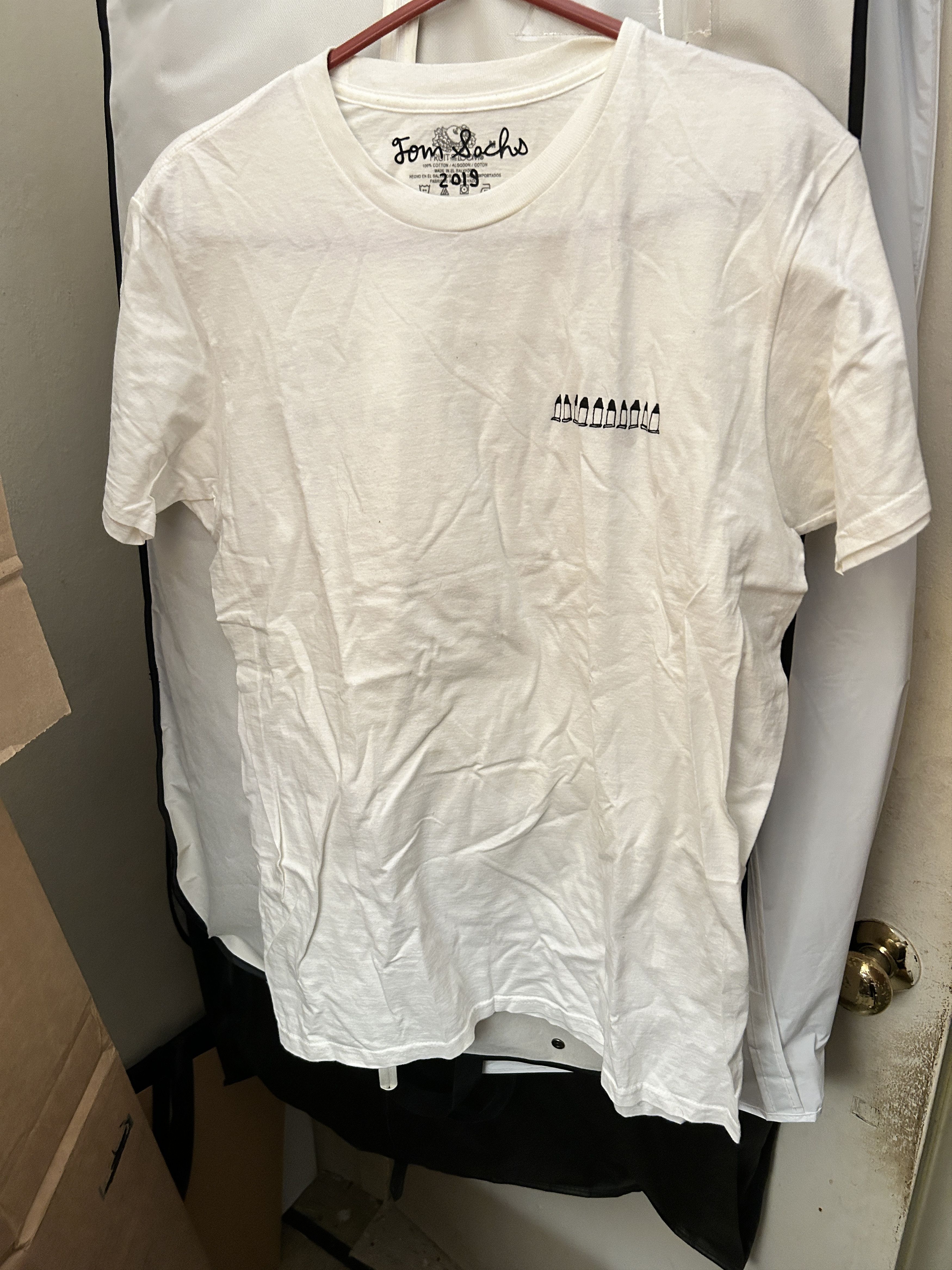 Tom buy Sachs 10 bullets tee