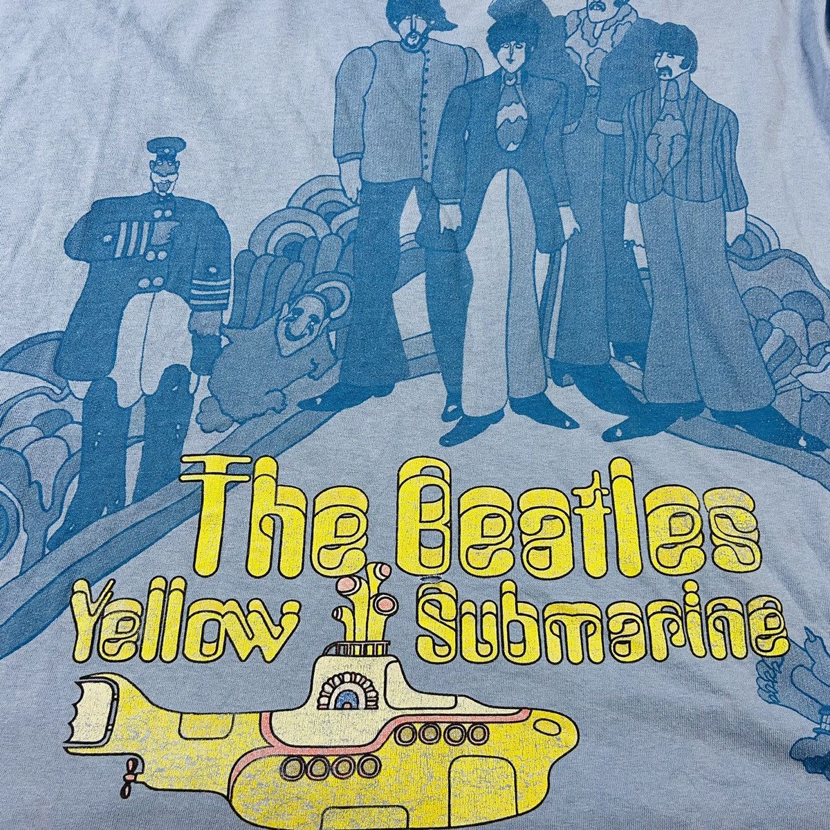 Band Tees 90s BEATLES YELLOW SUBMARINE OVERPRINTED VINTAGE TEE - № 632 Size US XXL / EU 58 / 5 - 6 Thumbnail