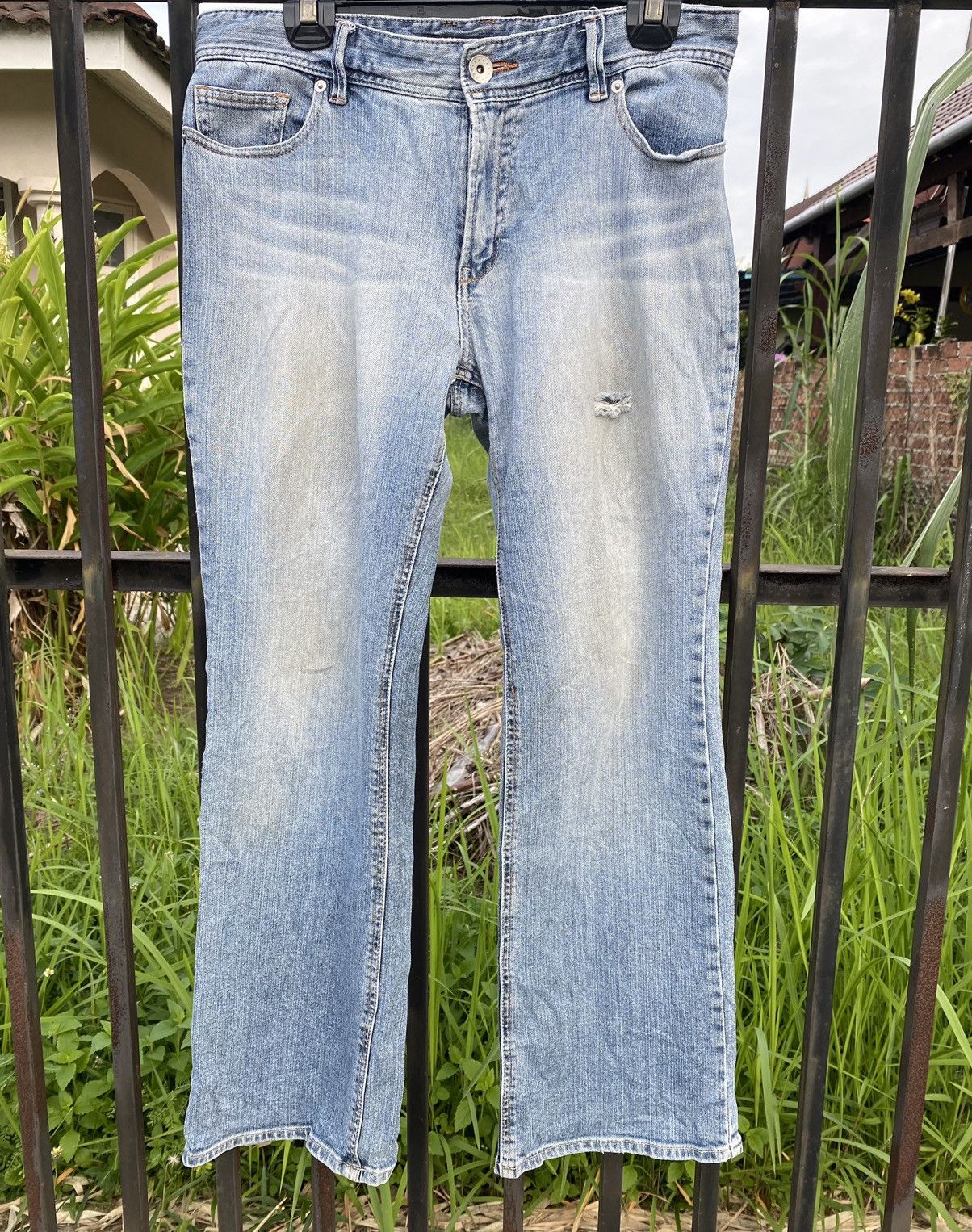 Japanese Brand OFFER 🔥 Vintage Compass Tight Boot Cut Denim Jeans Size US 32 / EU 48 - 1 Thumbnail