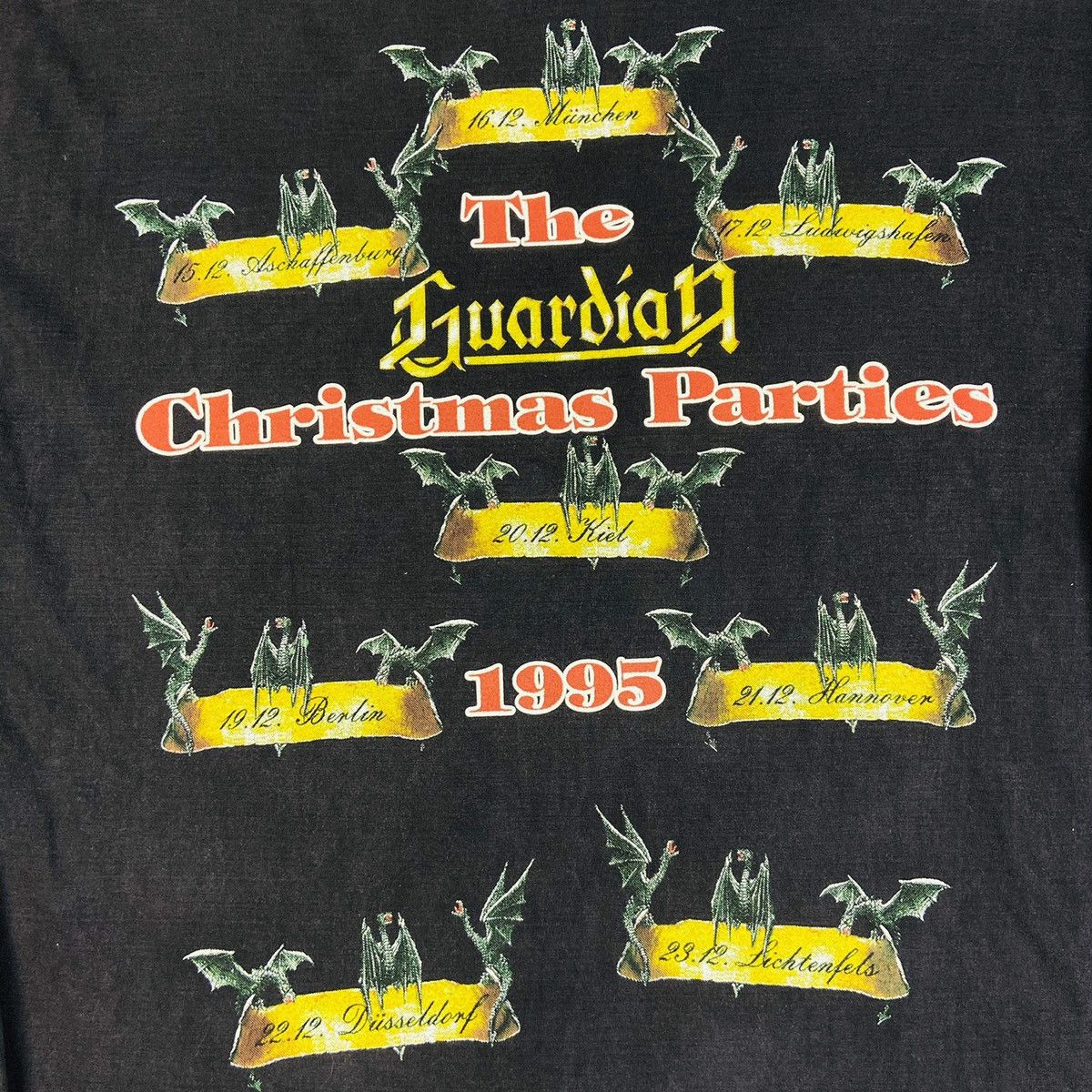 Band Tees VERY 1995 RARE BLIND GUARDIAN THE CHRISTMAS PARTIES TOUR Size US XL / EU 56 / 4 - 9 Thumbnail