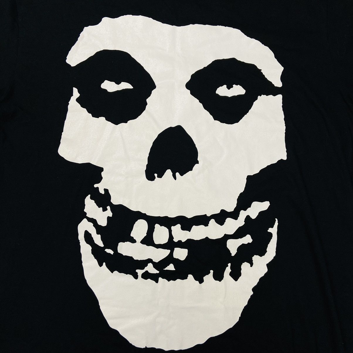 Band Tees CRIMSON GHOST MISFITS VINTAGE VERY RARE BIG PRINT SKULL TEE Size US XL / EU 56 / 4 - 5 Thumbnail