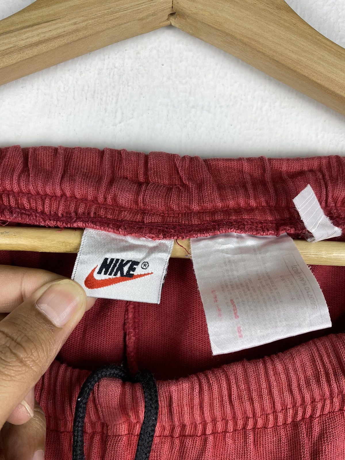 Nike NEED GONE 🔥 Vintage 90s Nike Short Pants Size US 32 / EU 48 - 4 Thumbnail